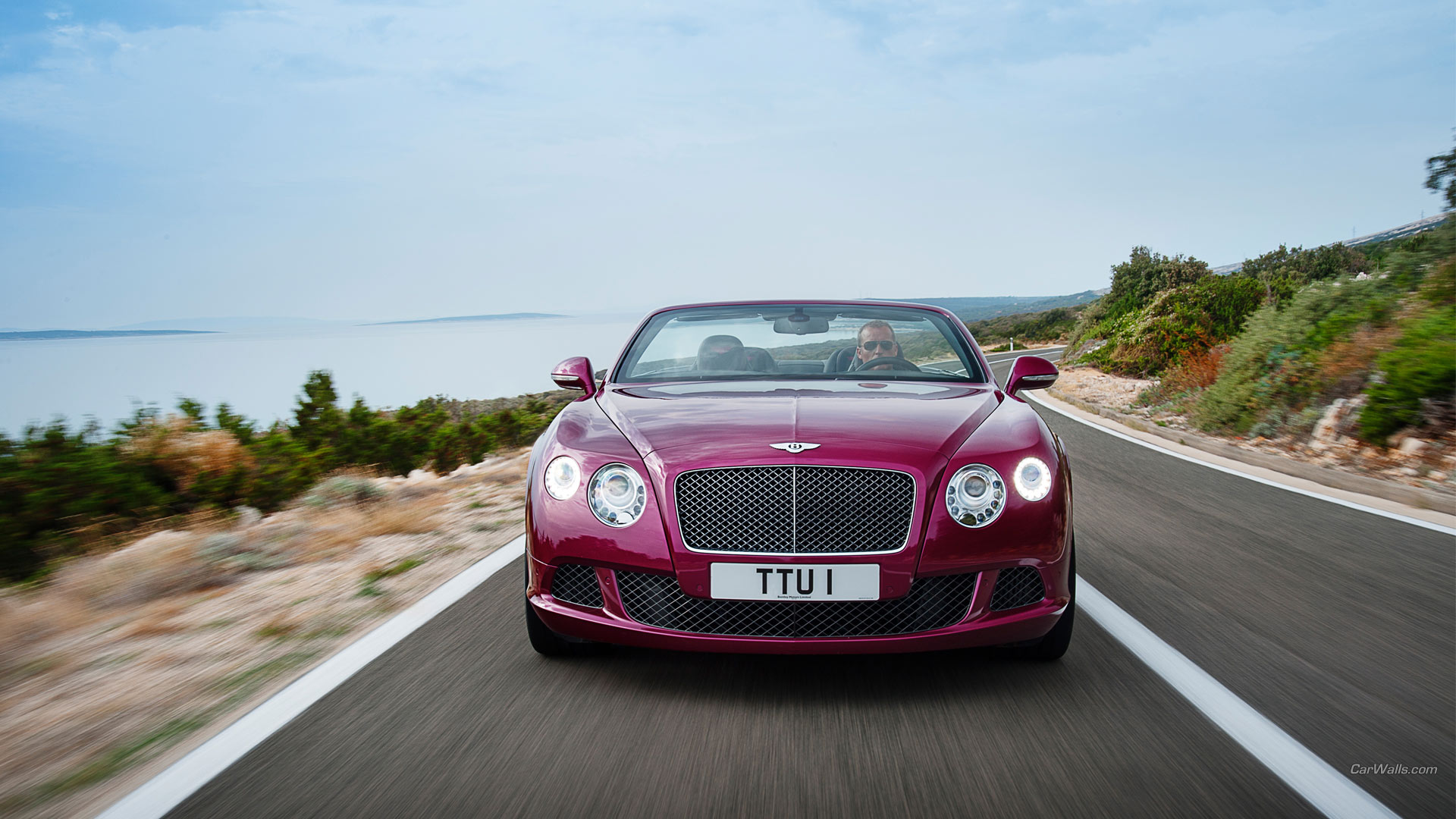 Bentley Continental gt розовый