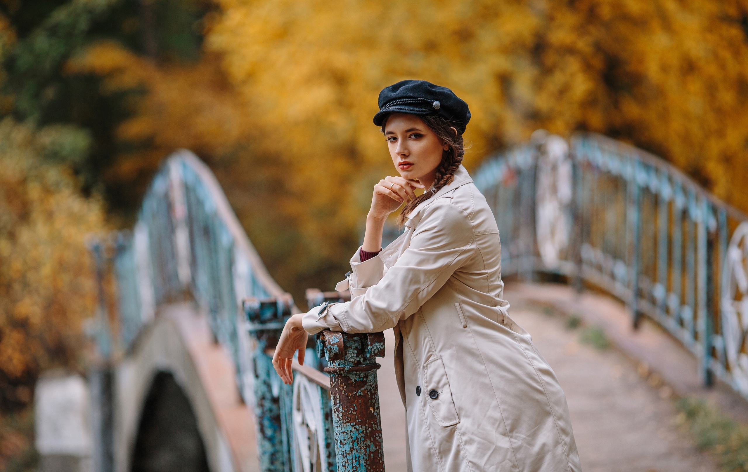 девочка на мосту