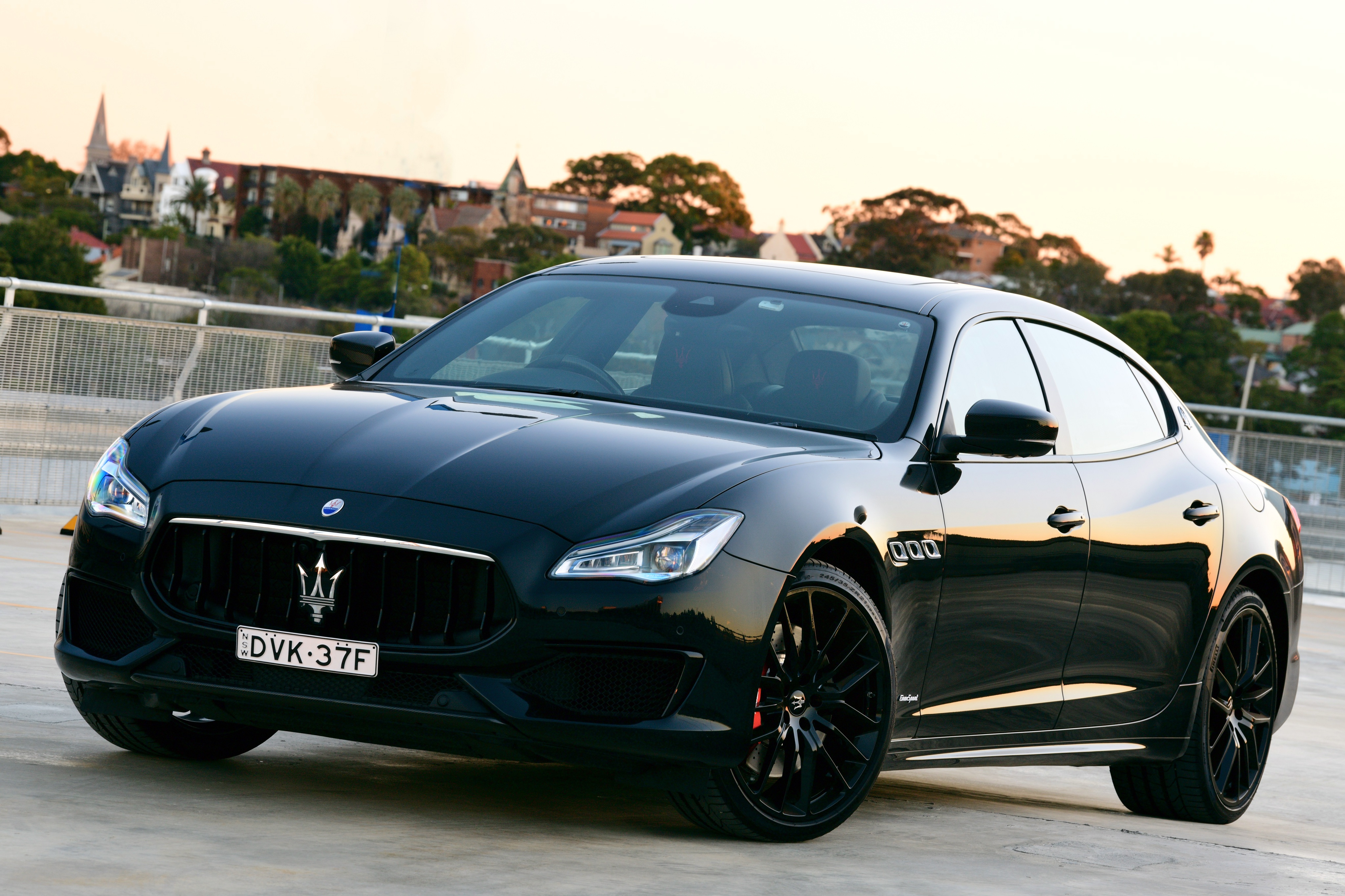 Maserati Quattroporte 2020 черный