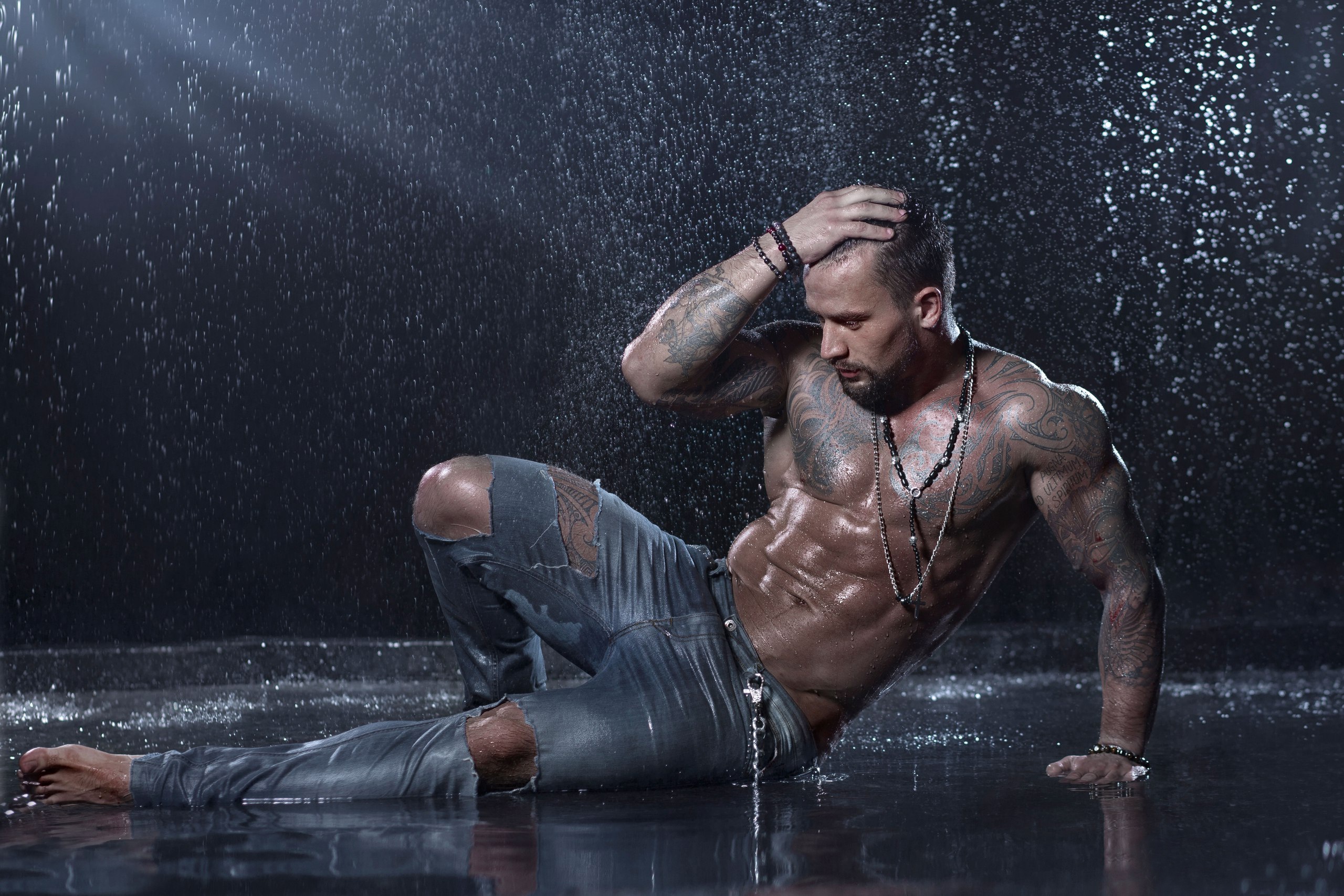 men, model, barefoot, muscle, tattoo Phone Background