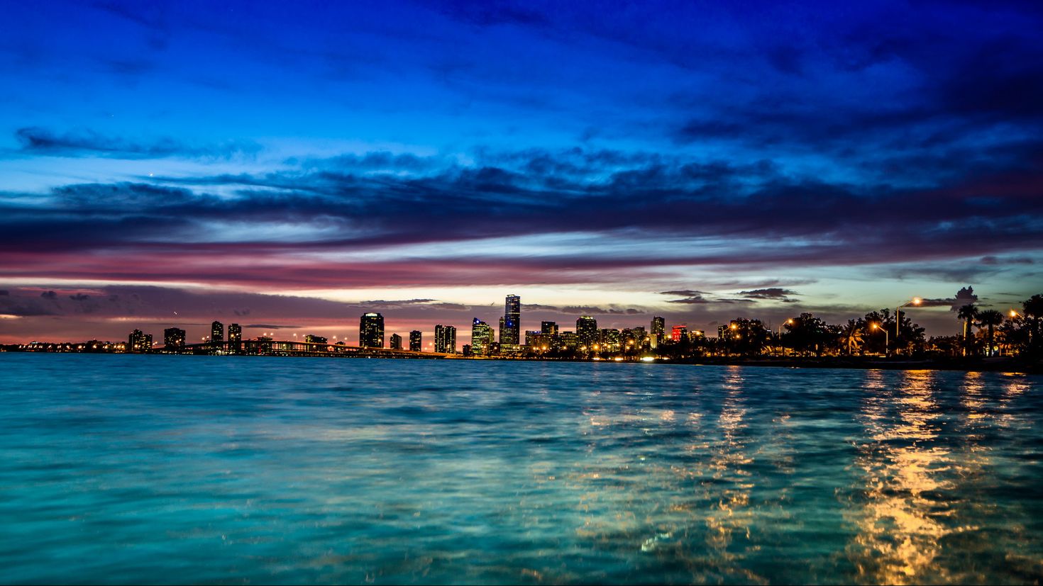 Обои майами. Майами (Флорида). Miami Skyline. Город у моря.