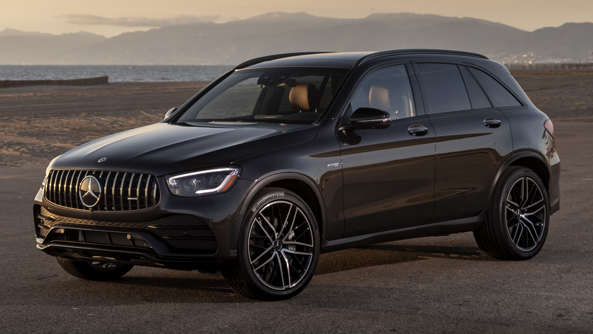 Мерседес AMG GLC 43 2018