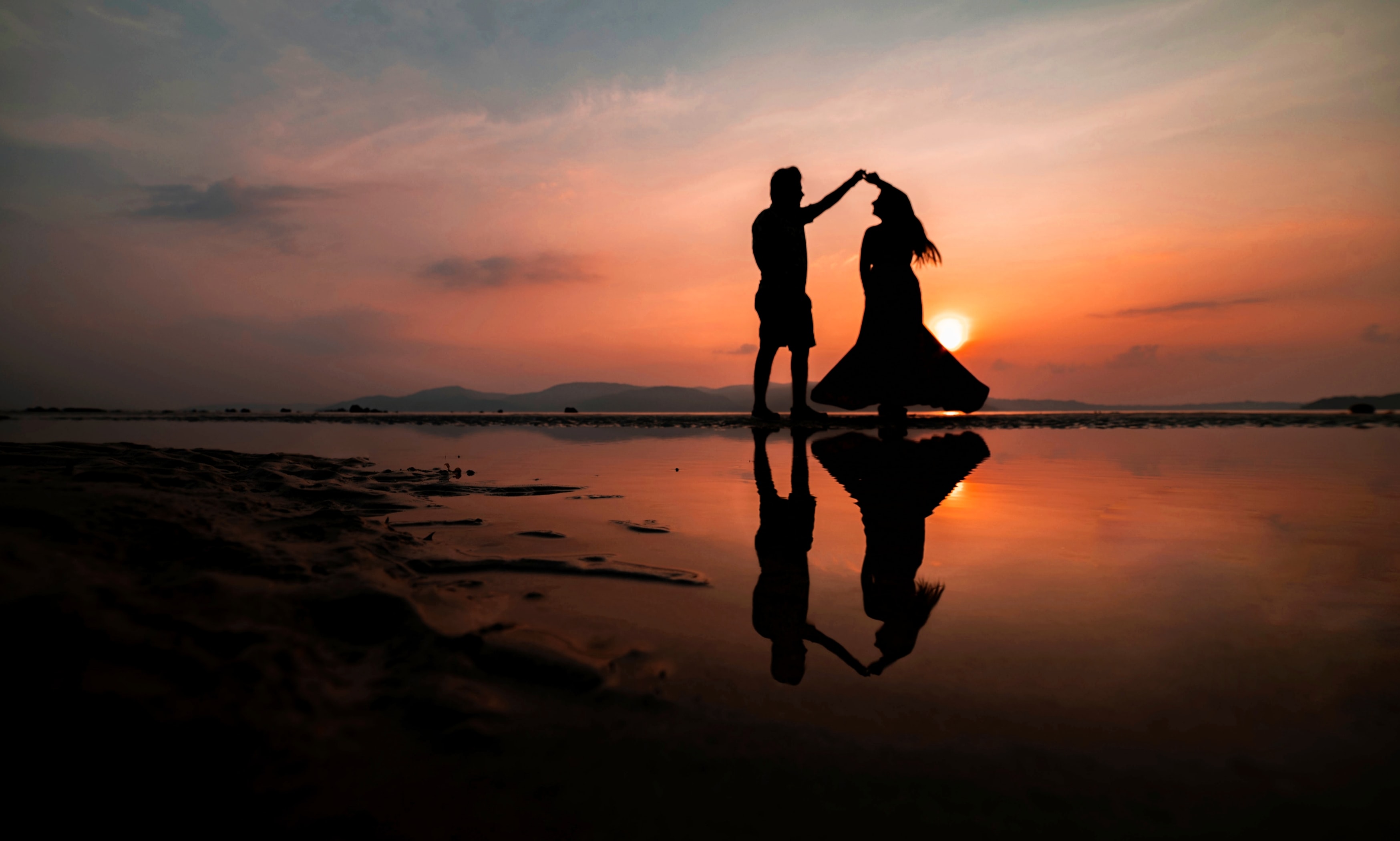 HD wallpaper pair, dance, silhouettes, love, sunset, beach, dark, couple