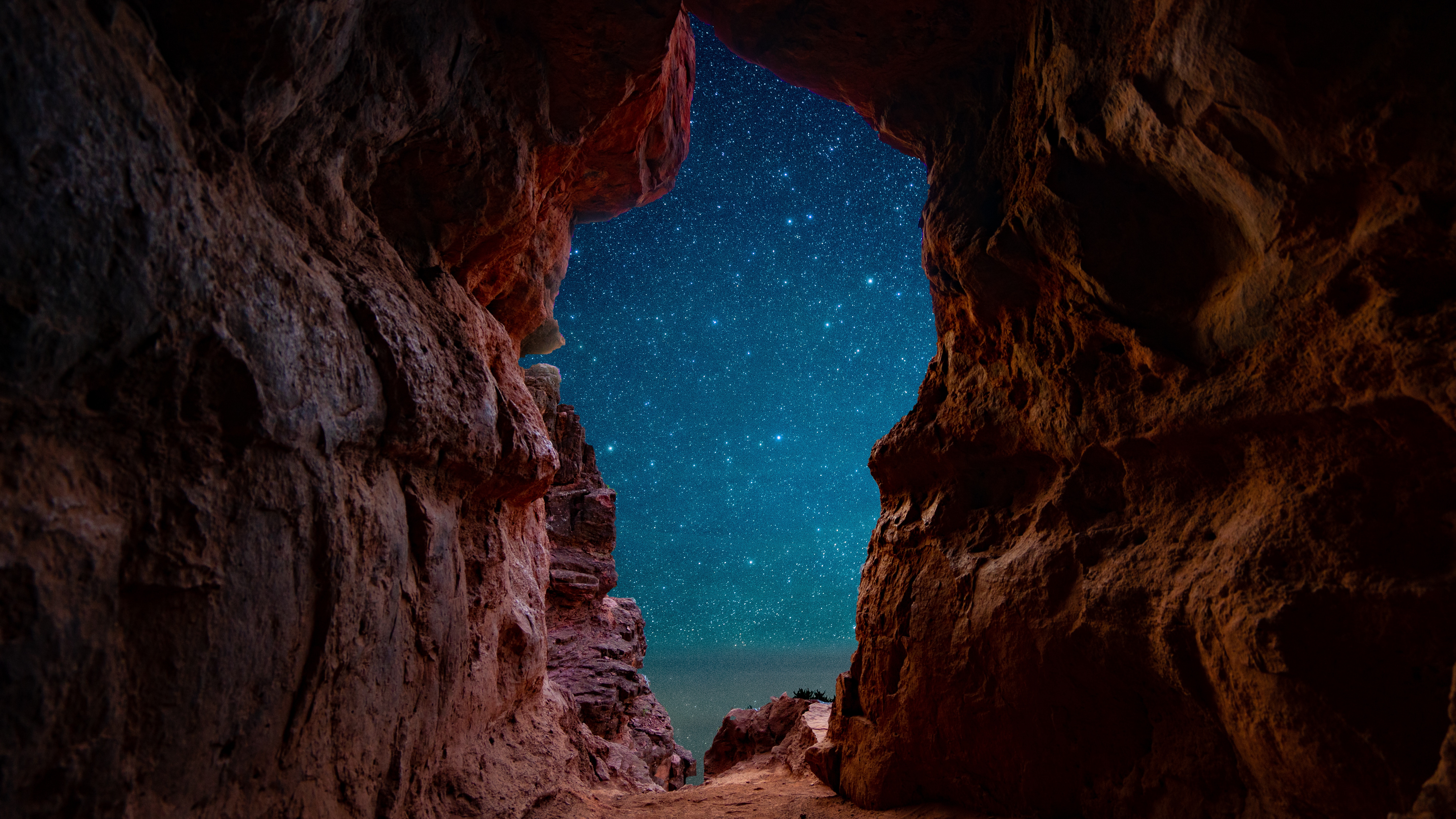 106025 descargar fondo de pantalla naturaleza, estrellas, desierto, las rocas, rocas, cielo estrellado, cueva: protectores de pantalla e imágenes gratis