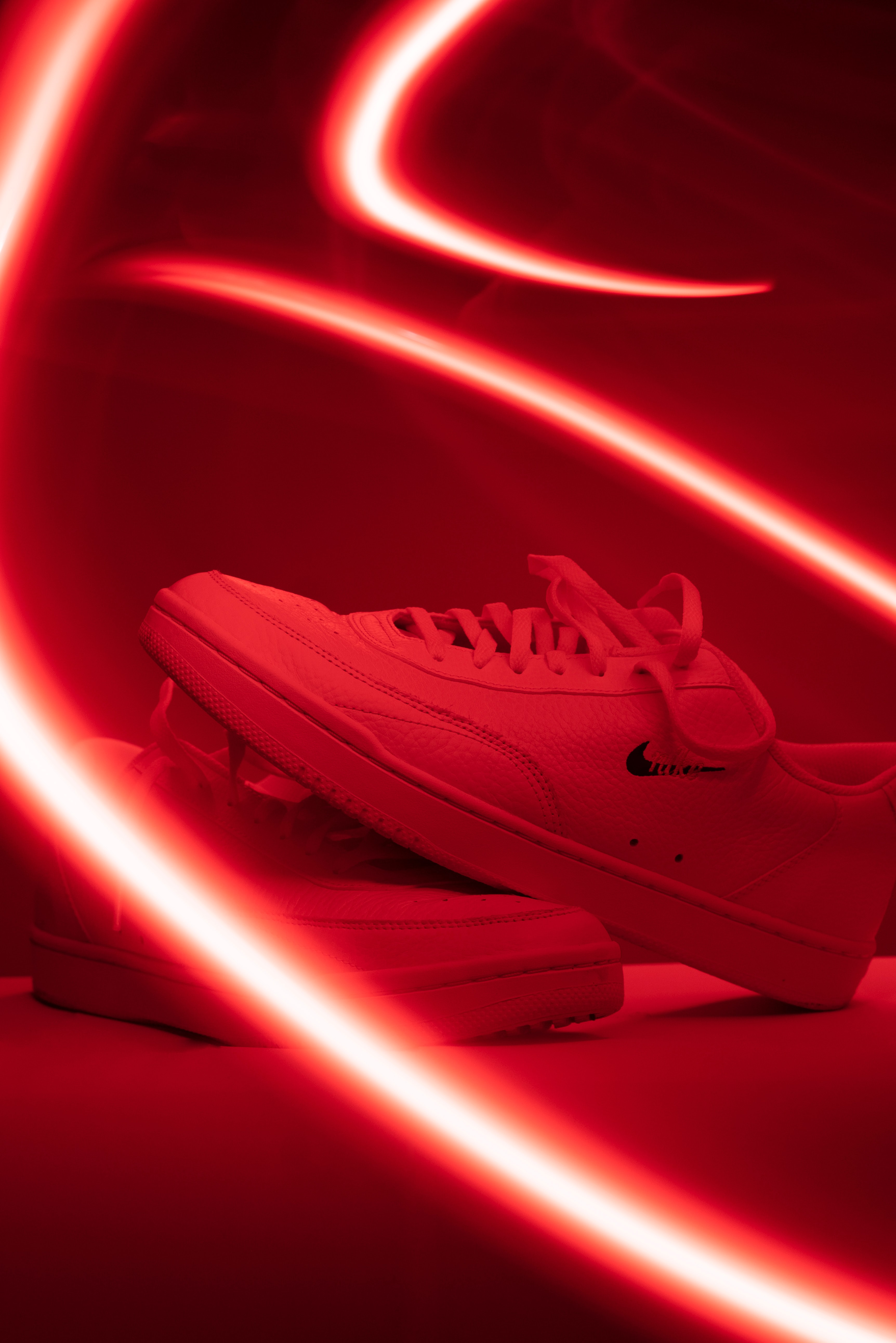 red, miscellanea, miscellaneous, sneakers, stripes, streaks, glow, footwear for android