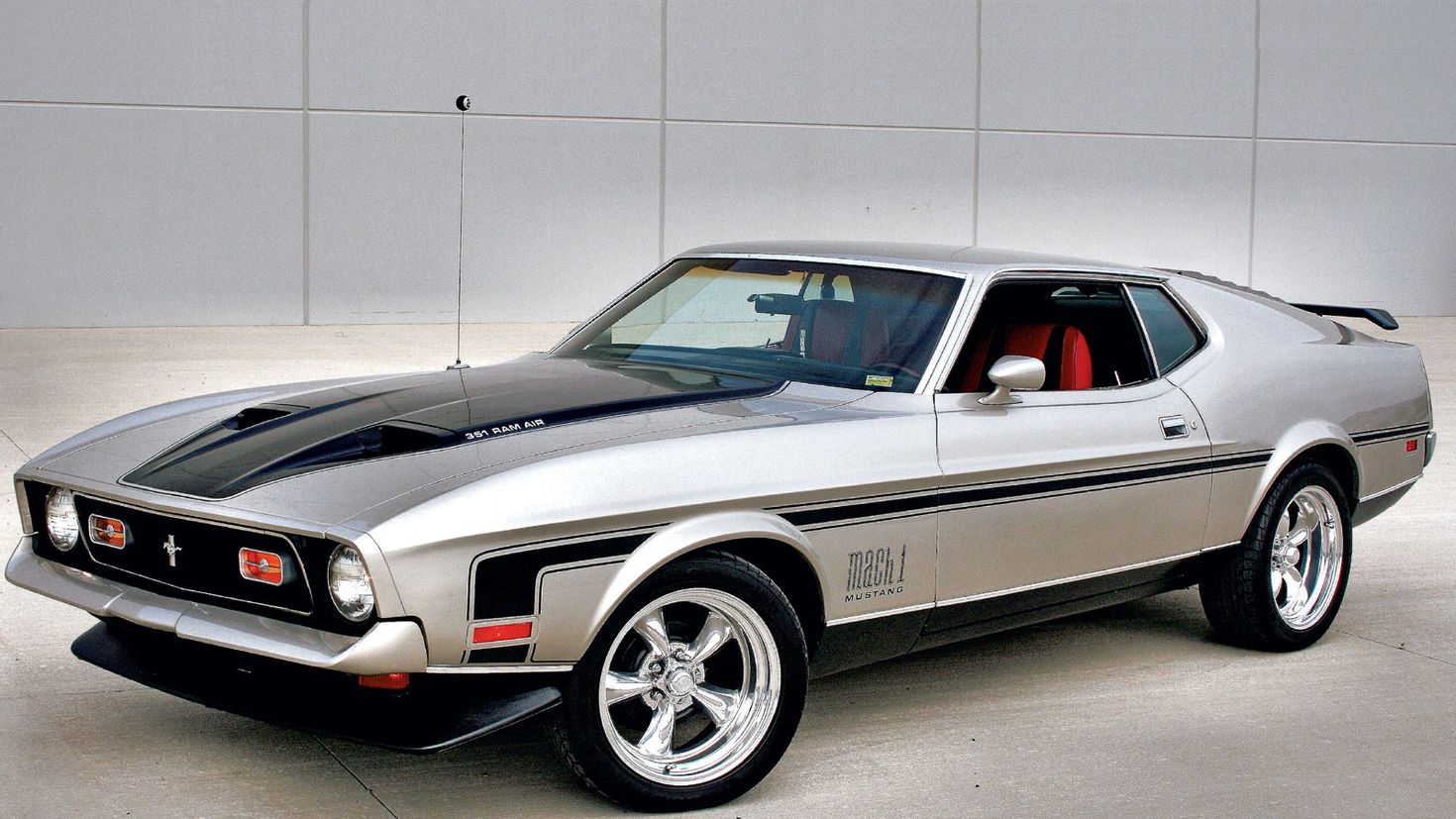 Ford Mustang Mach 1