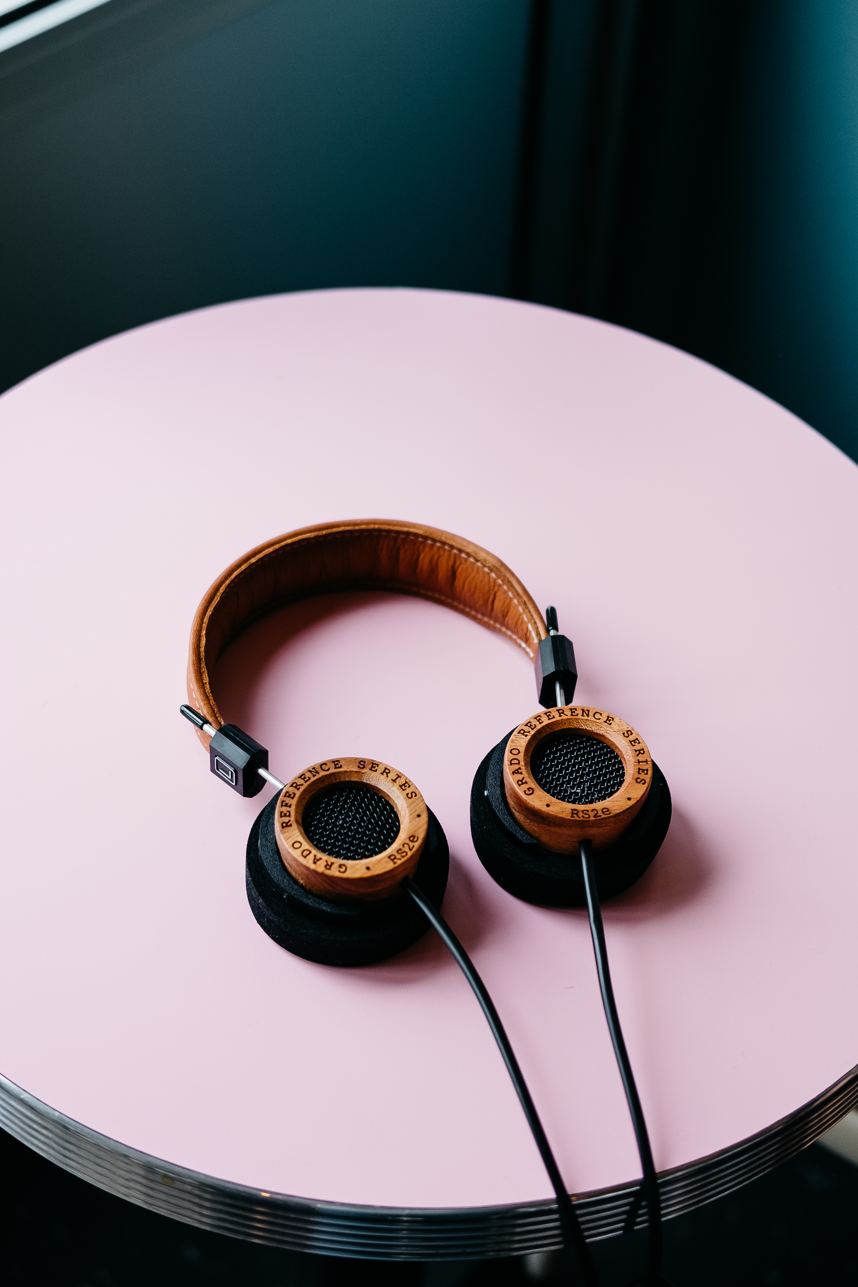 headphones, music, audio, pink, table wallpaper for mobile