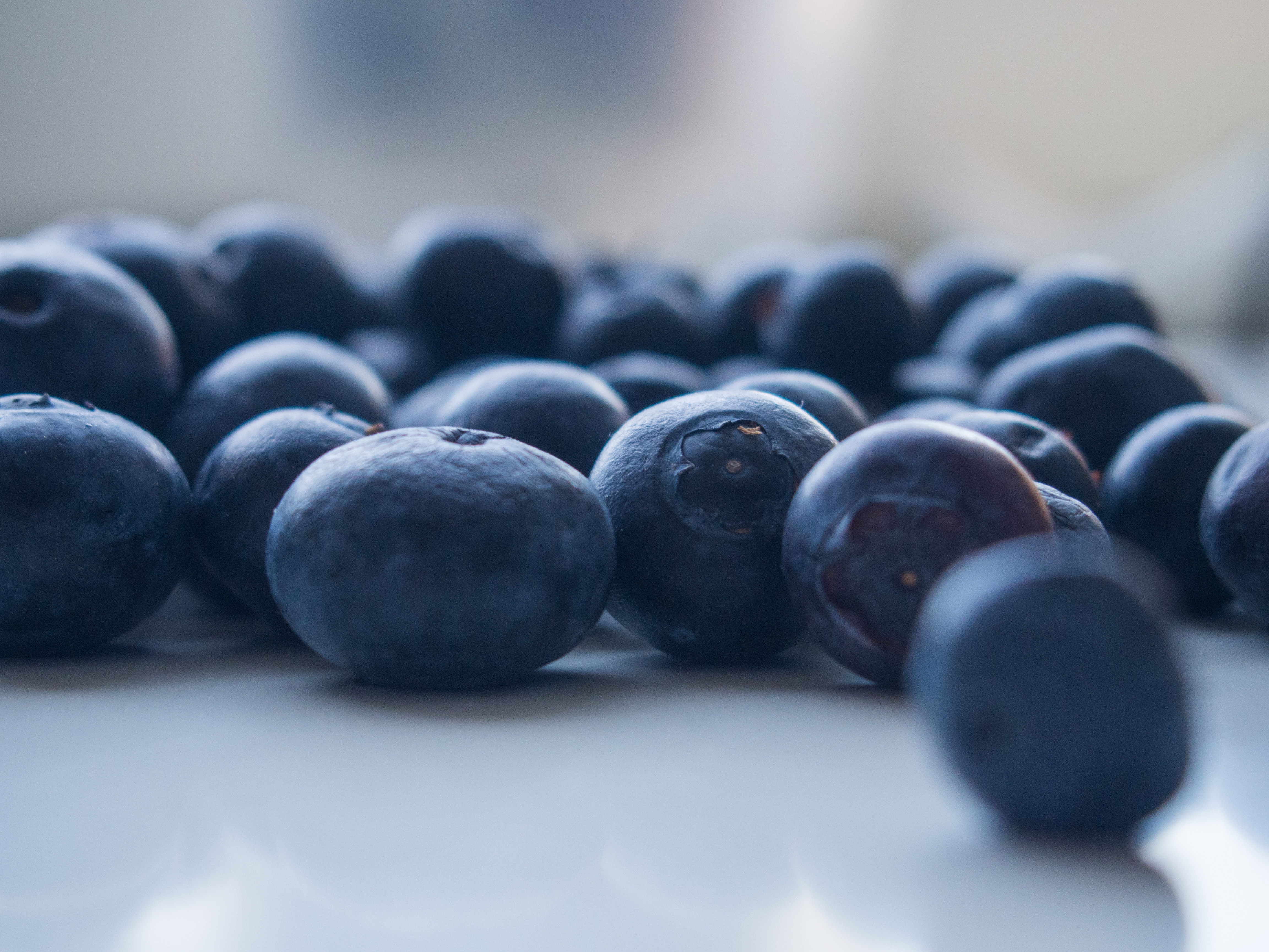 Download mobile wallpaper Smooth, Close Up, Bilberries, Berries, Food, Blur for free.