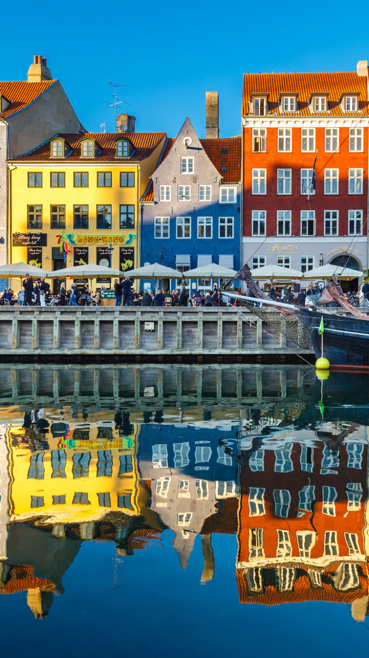 1112761壁紙のダウンロードマンメイド, コペンハーゲン, 色, 街, ボート, 反射, カラフル, 家, 都市-スクリーンセーバーと写真を無料で