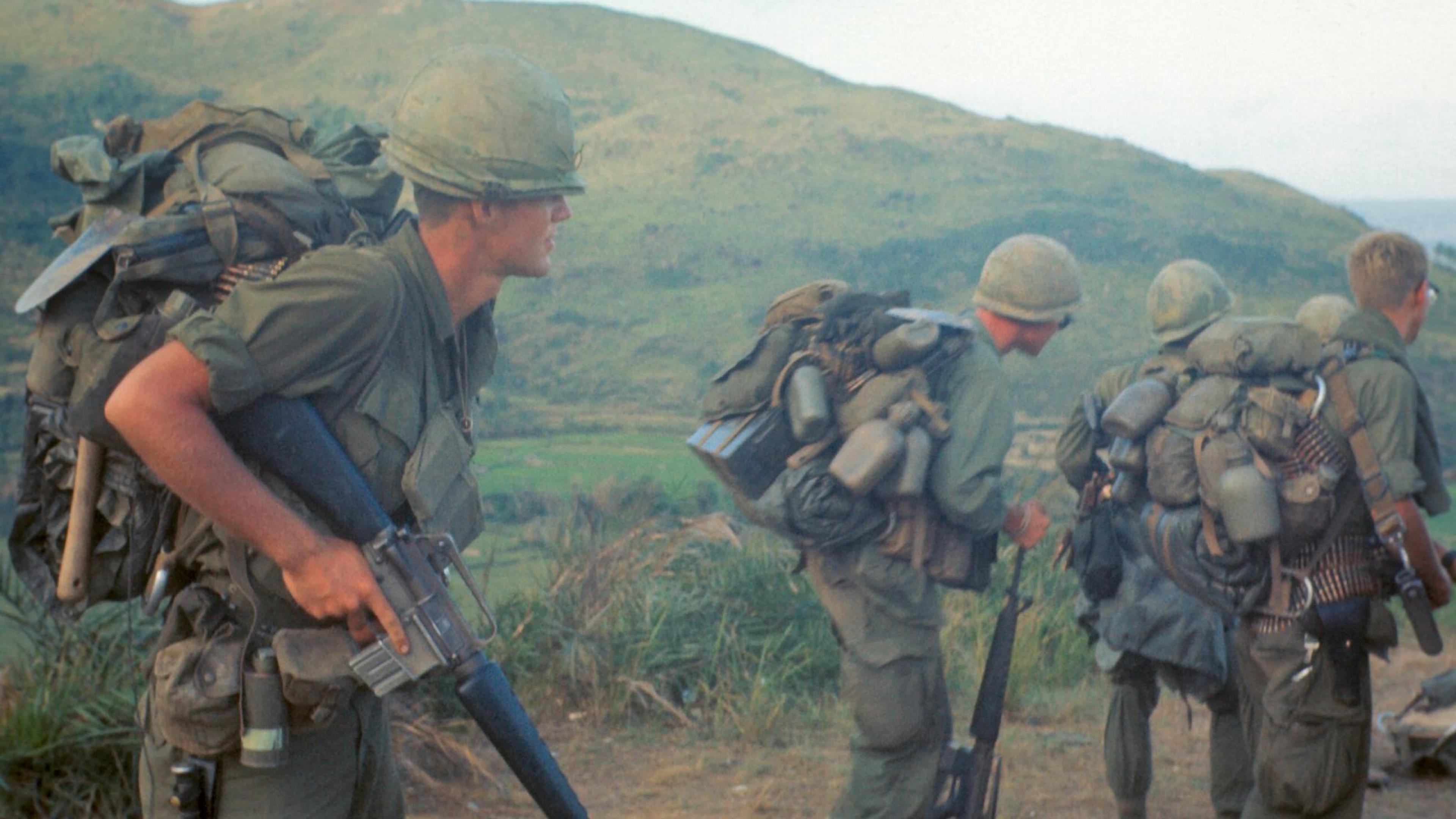 Морпехи вьетнам. Военные США во Вьетнаме. Войска США во Вьетнаме. Солдат армии США во Вьетнаме. Американская пехота во Вьетнаме.