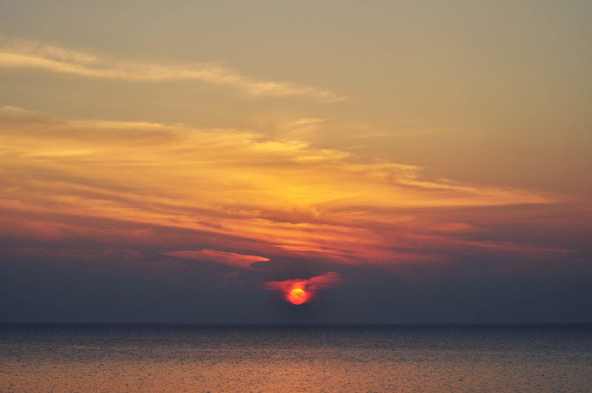 Закат в Крыму. Место где тонет солнце. Небо море Булатов. Dusk Horizon - Asia.