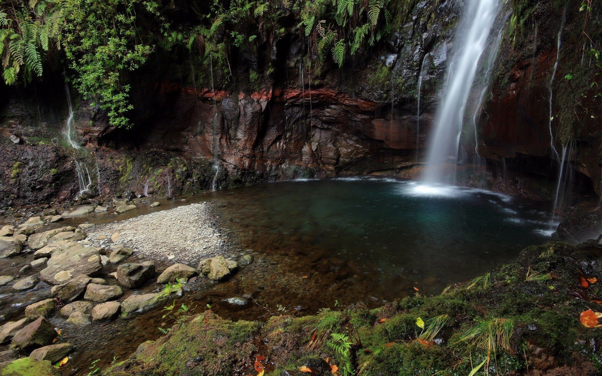 Download PC Wallpaper stones, nature, waterfall, vegetation, gorge