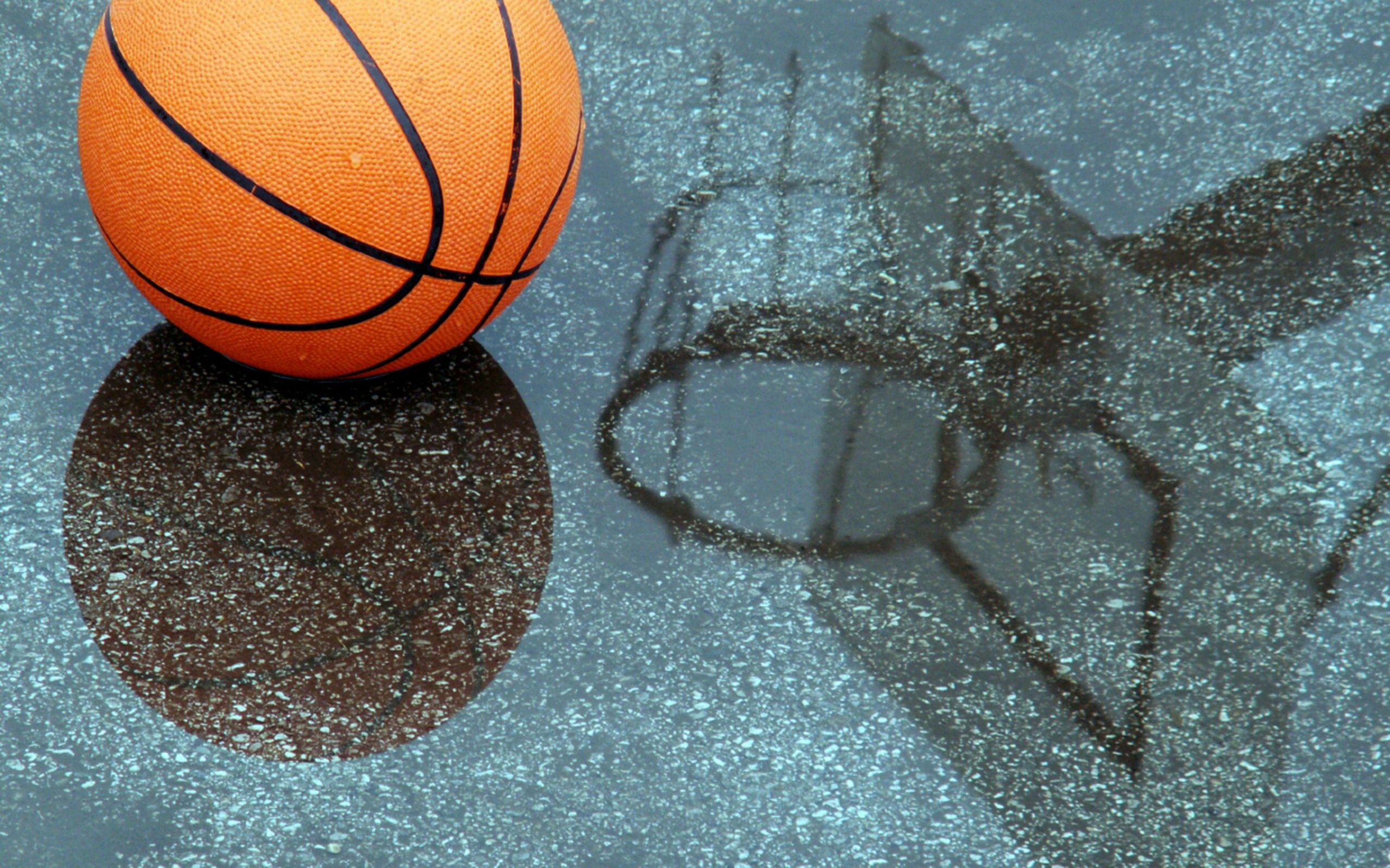 Download mobile wallpaper Reflection, Puddle, Sports, Basketball for free.