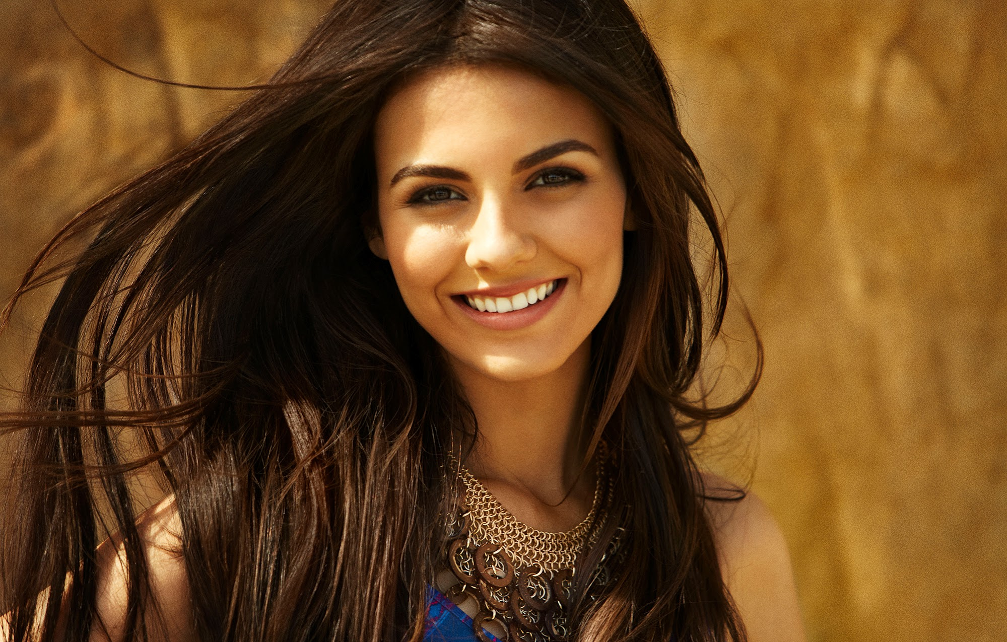 Best Mobile Victoria Justice Backgrounds