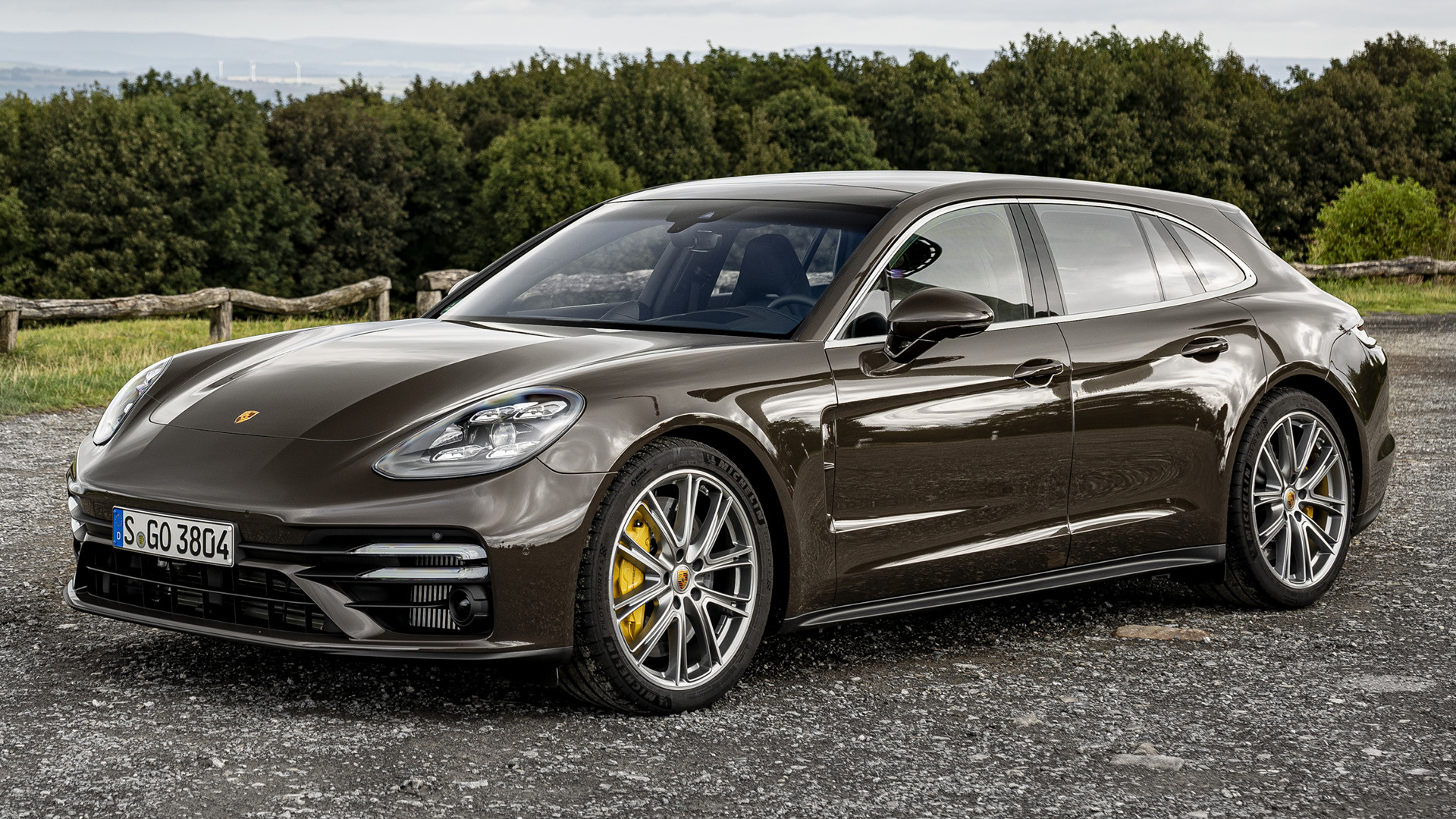 Порше Panamera 2020