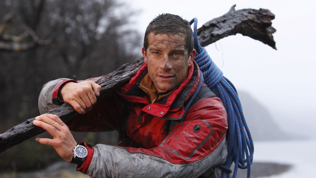 Выживание в лесу Bear Grylls