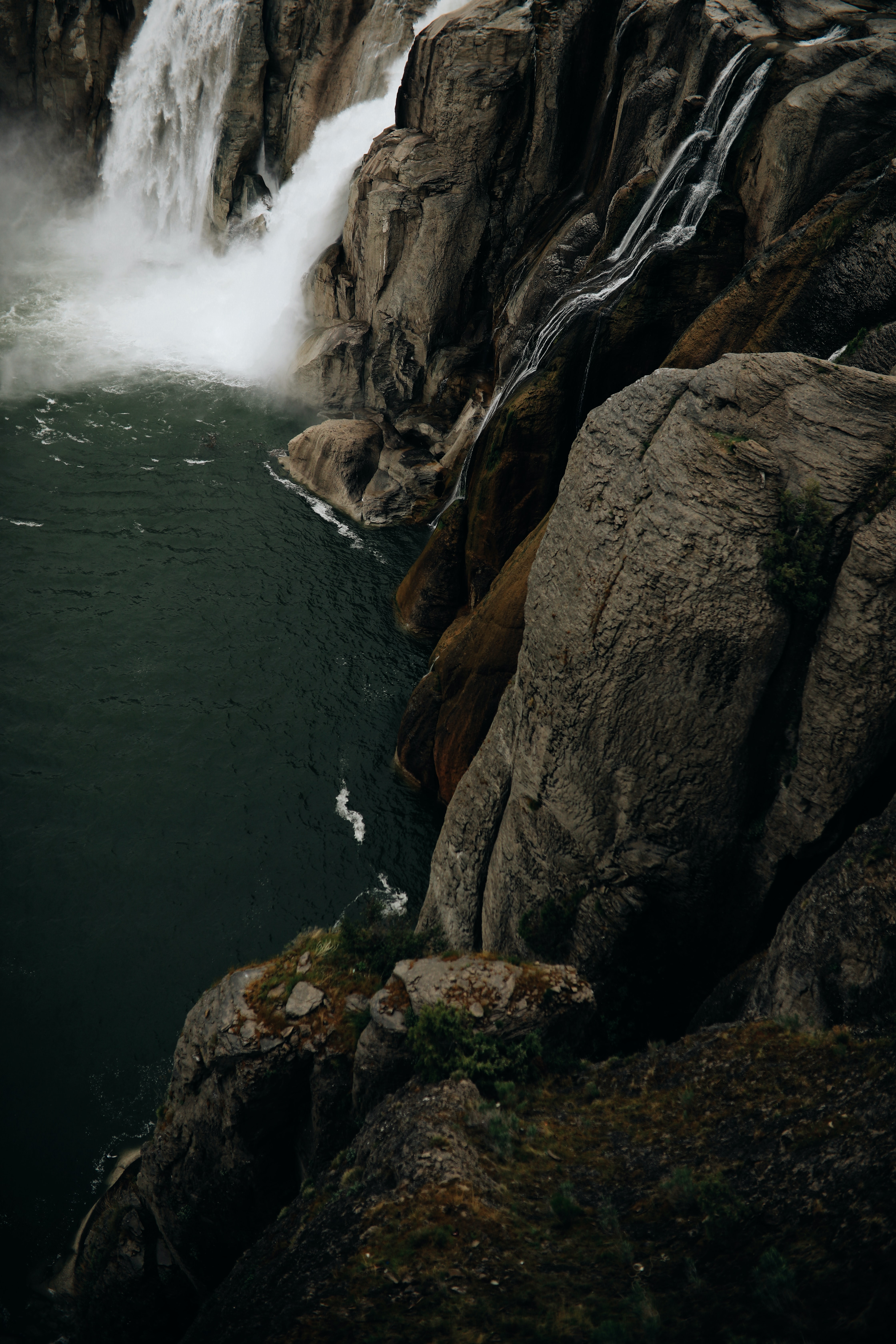 89797 скачать картинку скалы, природа, вода, водопад, обрыв, поток - обои и заставки бесплатно