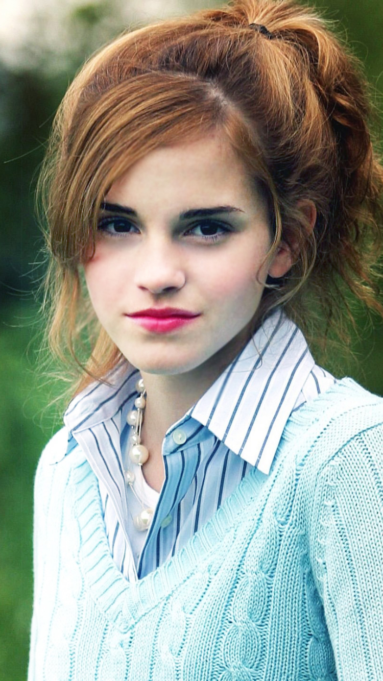 Emma Watson, Monochrome |