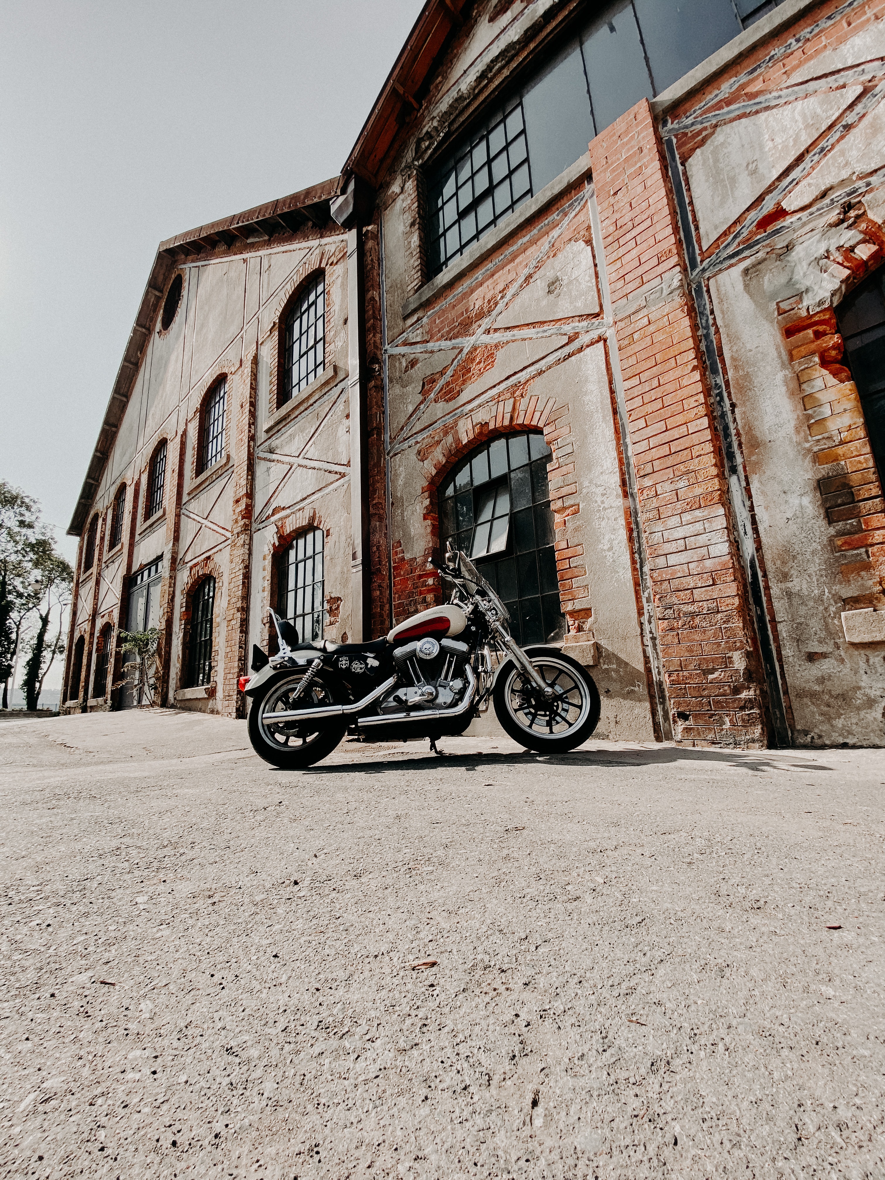 Завантажити шпалери Harley Davidson на телефон безкоштовно