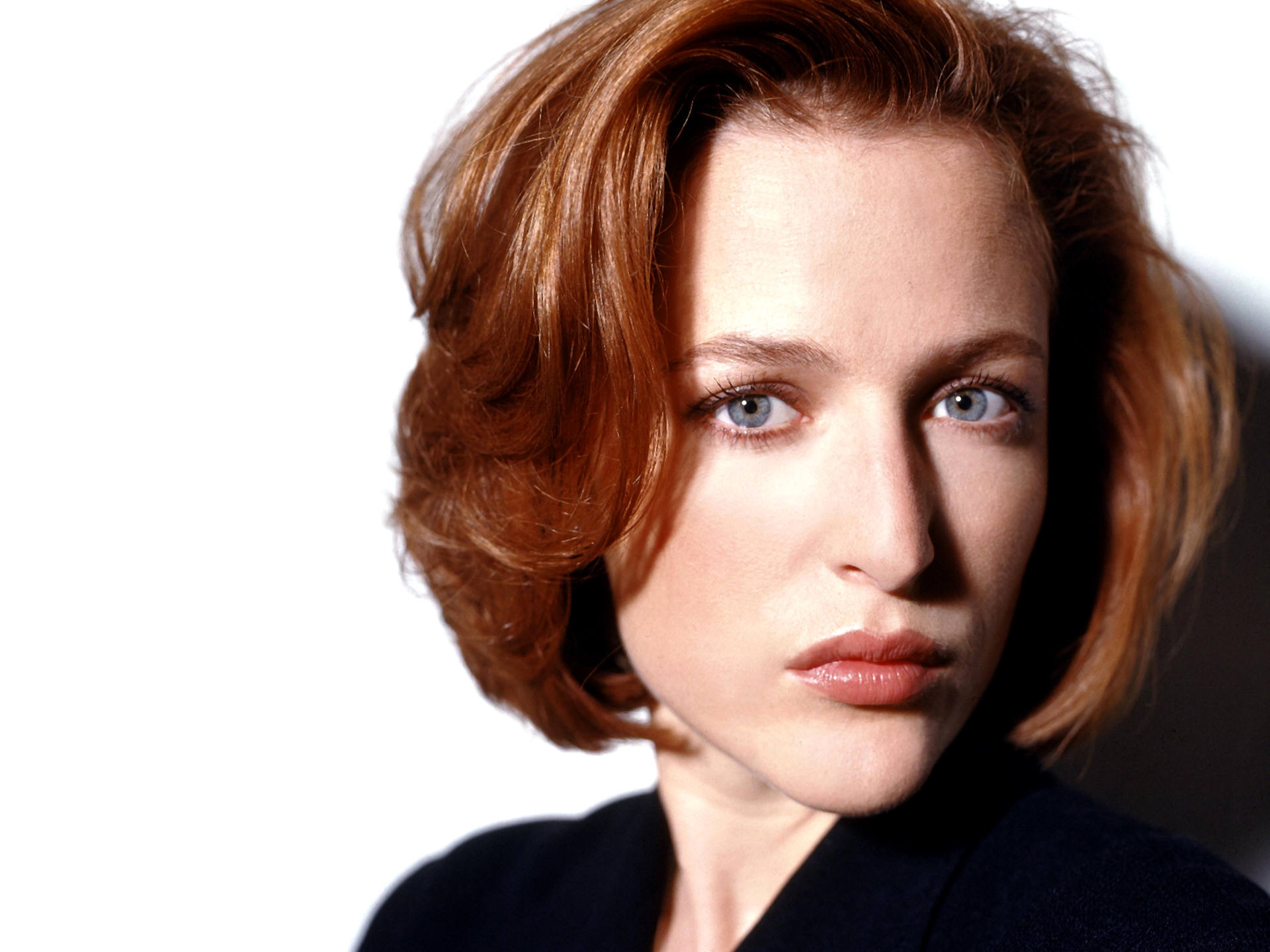 8k Gillian Anderson Images