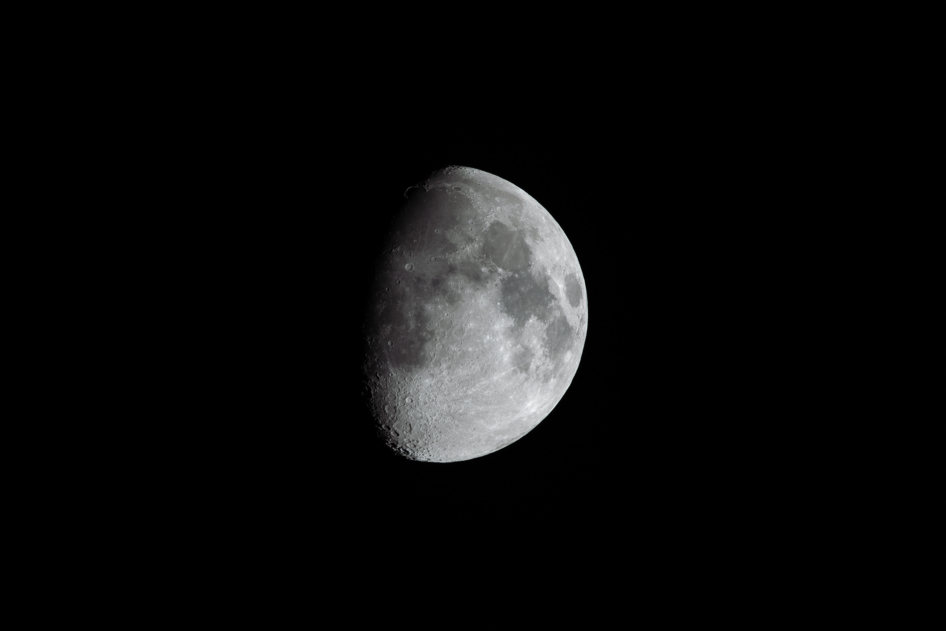 122353 descargar fondo de pantalla luna, luna llena, negro, oscuro, el negro, sombra, cráteres: protectores de pantalla e imágenes gratis