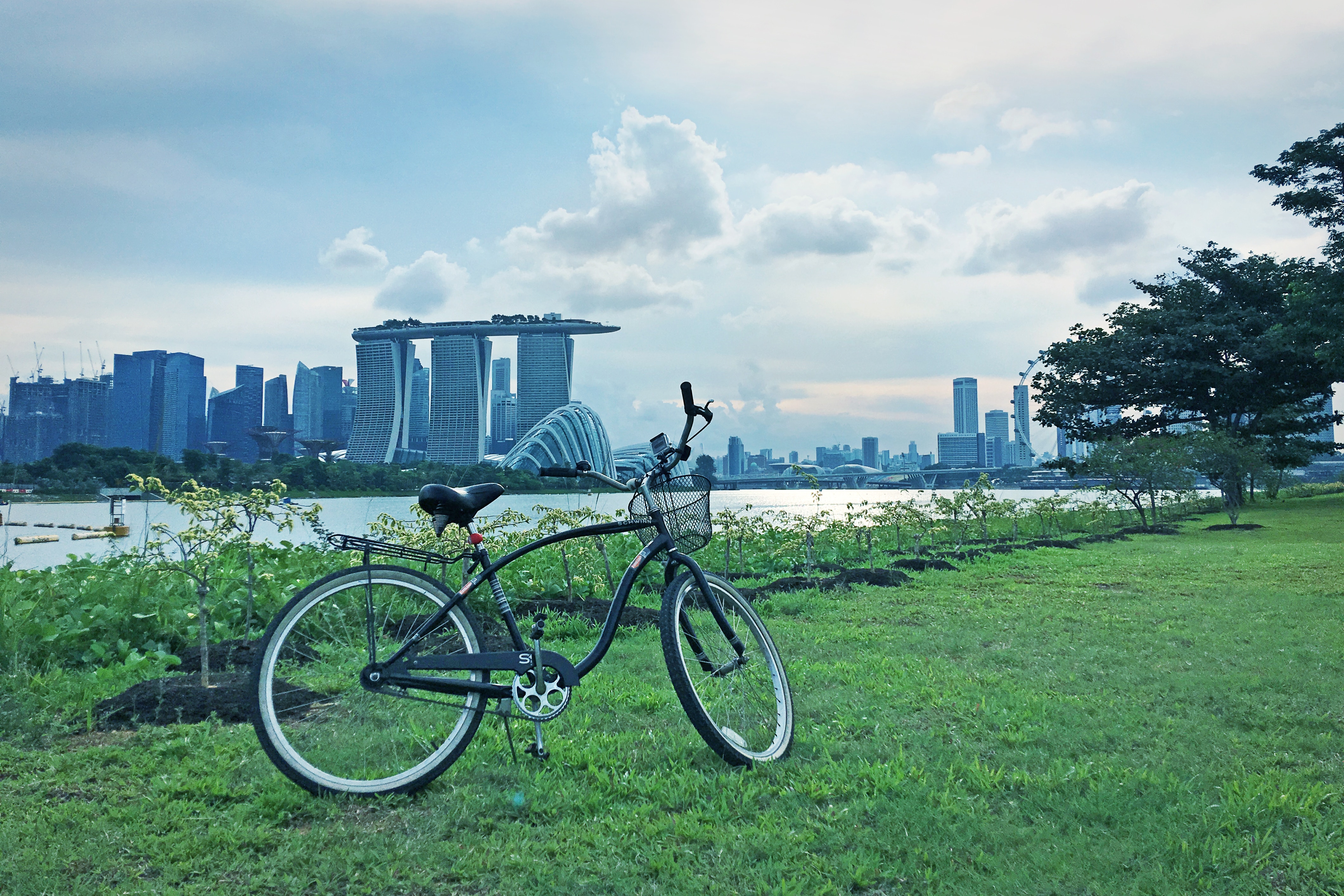Download mobile wallpaper Bicycle, City, Miscellaneous, Miscellanea, Landscape for free.