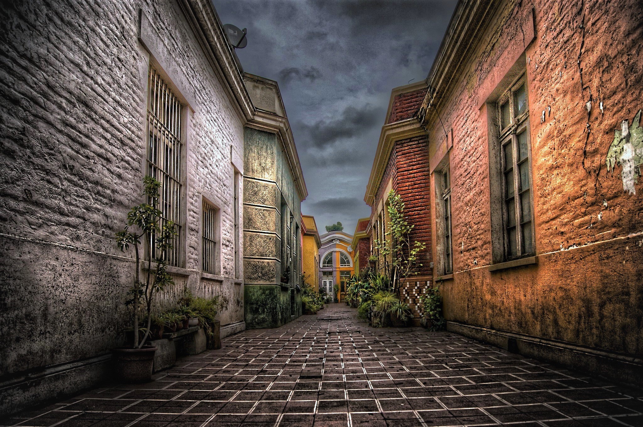 Download mobile wallpaper Building, Alley, Hdr, Cloud, Man Made for free.