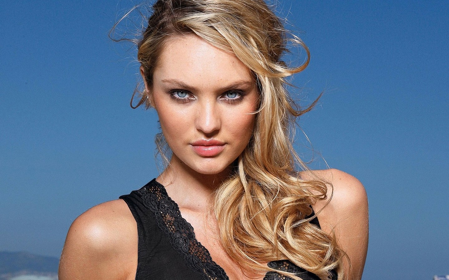 android candice swanepoel, women