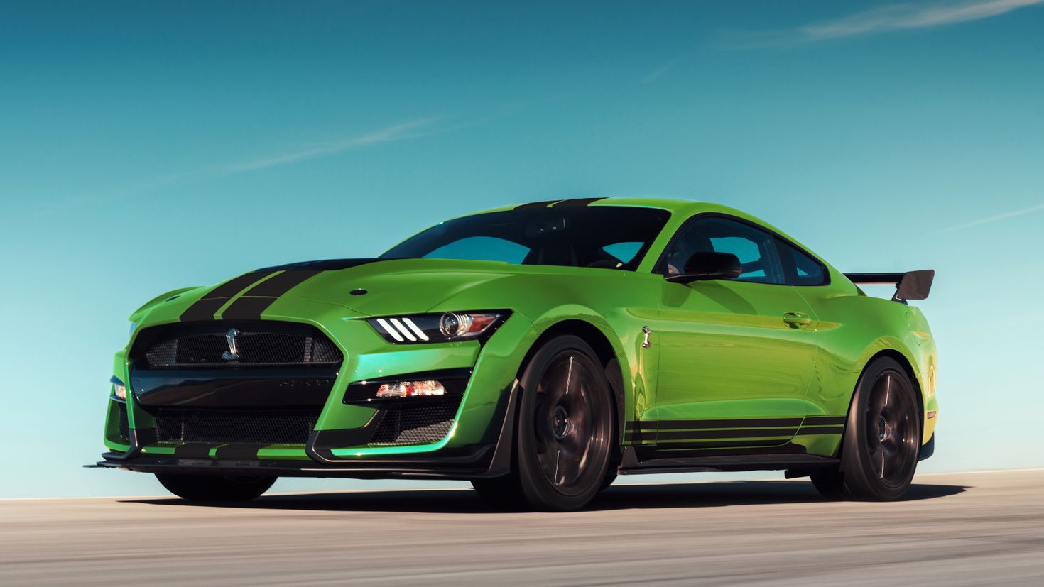 Ford Mustang Shelby gt500 лаймовый