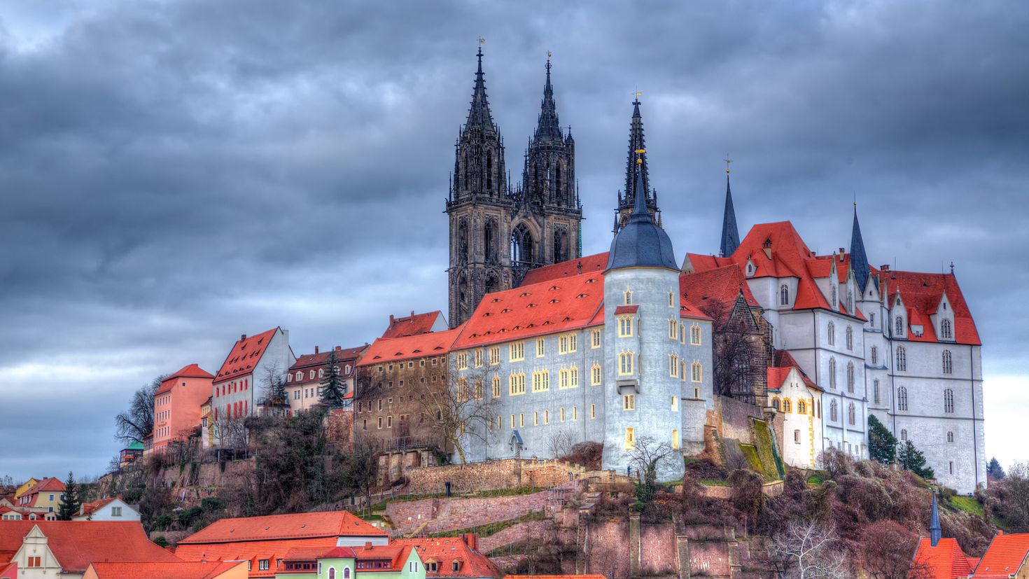 Lands germany. Мейсен Саксония. Замок Германии Альбрехтсбург. Майсен город Германия. Замок в Мейсене Германия.