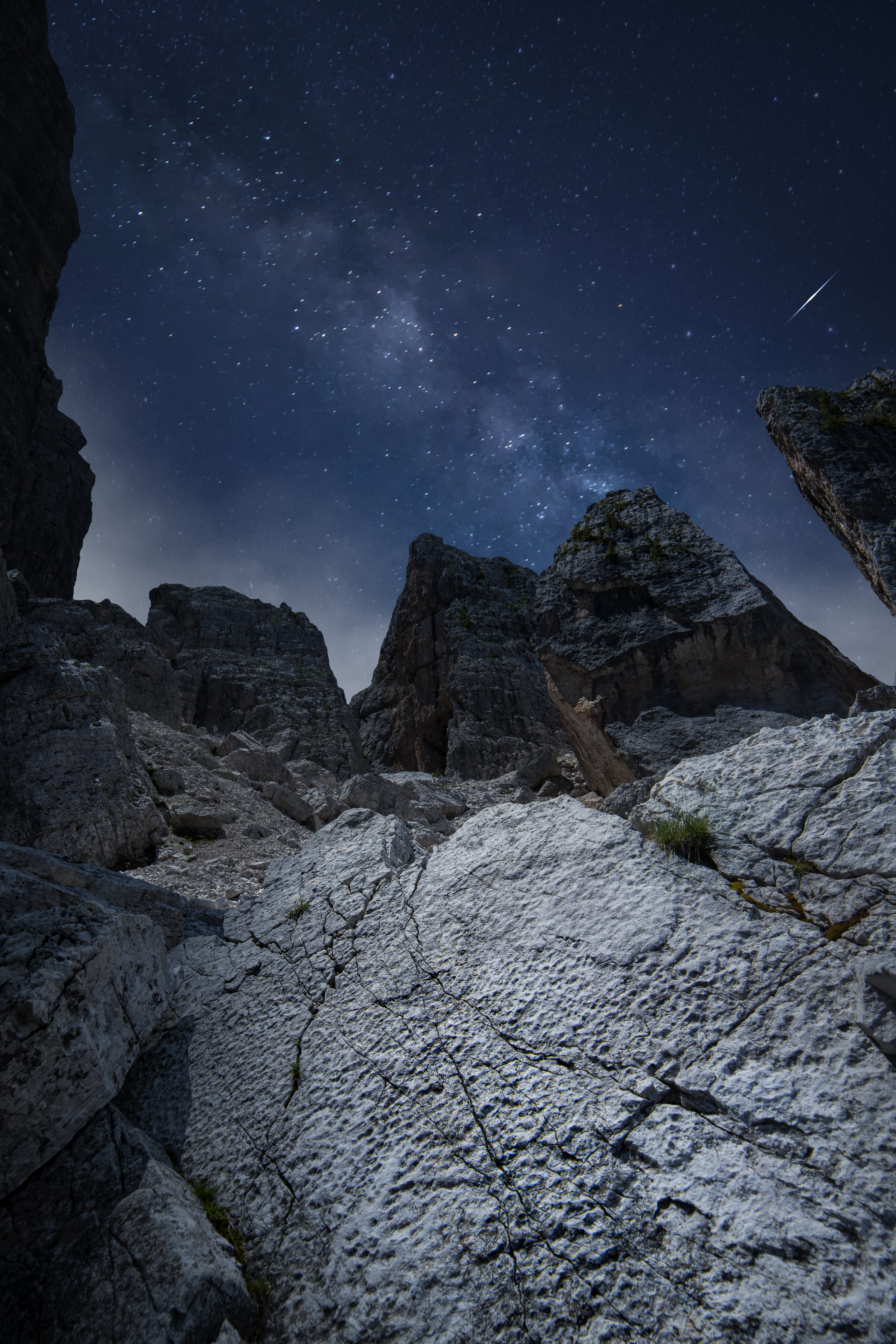 Free download wallpaper Mountains, Stars, Rocks, Starry Sky, Nature, Night on your PC desktop