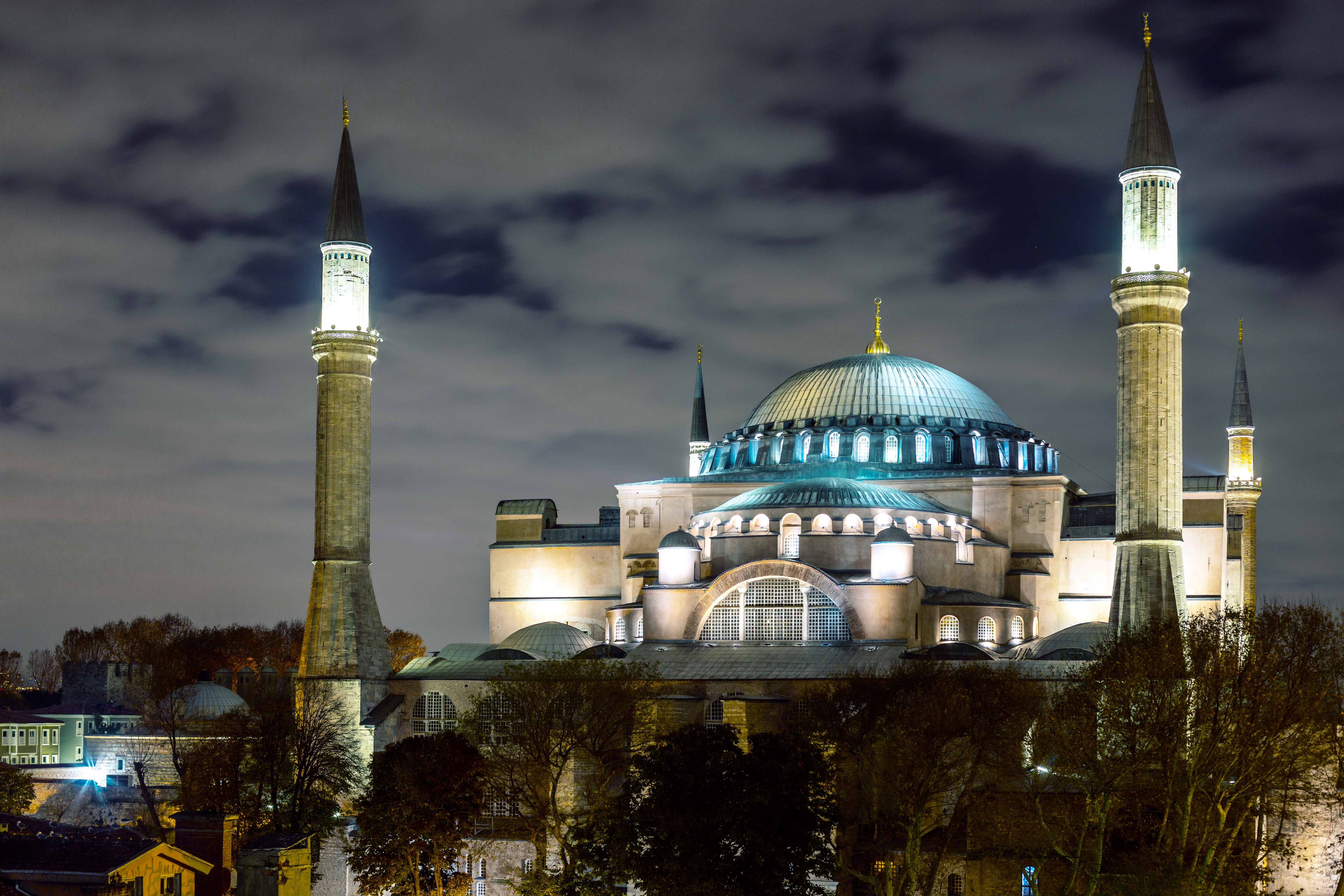 1528872 Bild herunterladen moschee, religiös, hagia sophia, architektur, kuppel, istanbul, nacht, türkei, moscheen - Hintergrundbilder und Bildschirmschoner kostenlos