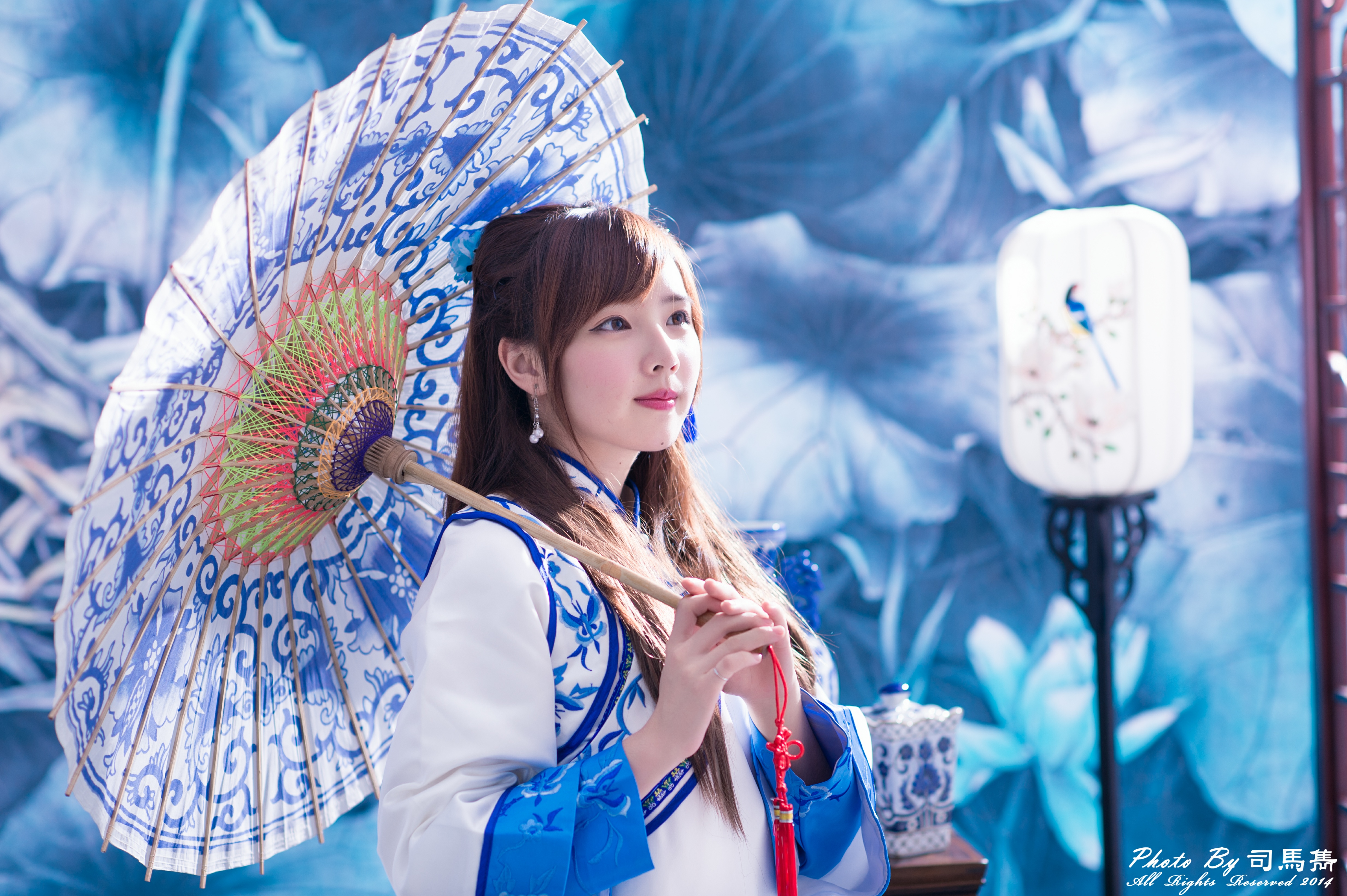women, yu chen zheng, asian, lantern, model, taiwanese, tea set, traditional costume, umbrella