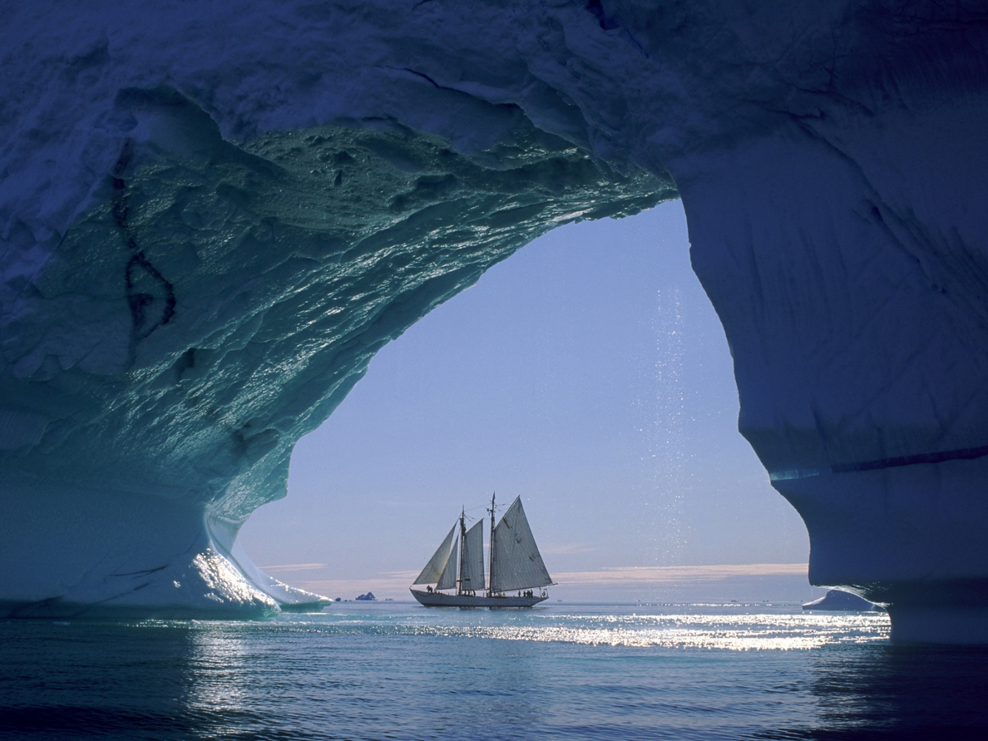 35617 baixar papel de parede paisagem, yachts, icebergs, azul - protetores de tela e imagens gratuitamente