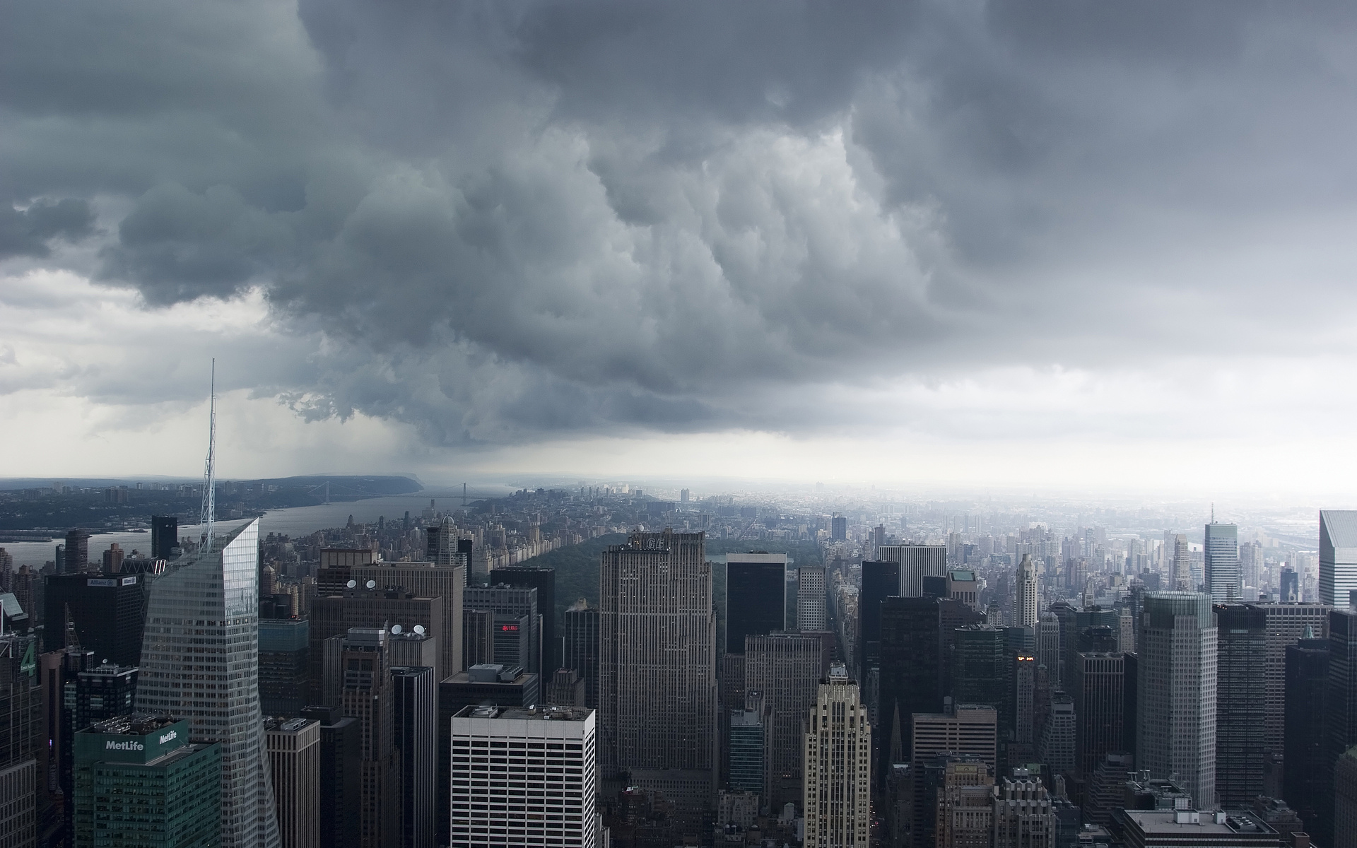 Нью-Йорк небоскребы шторм