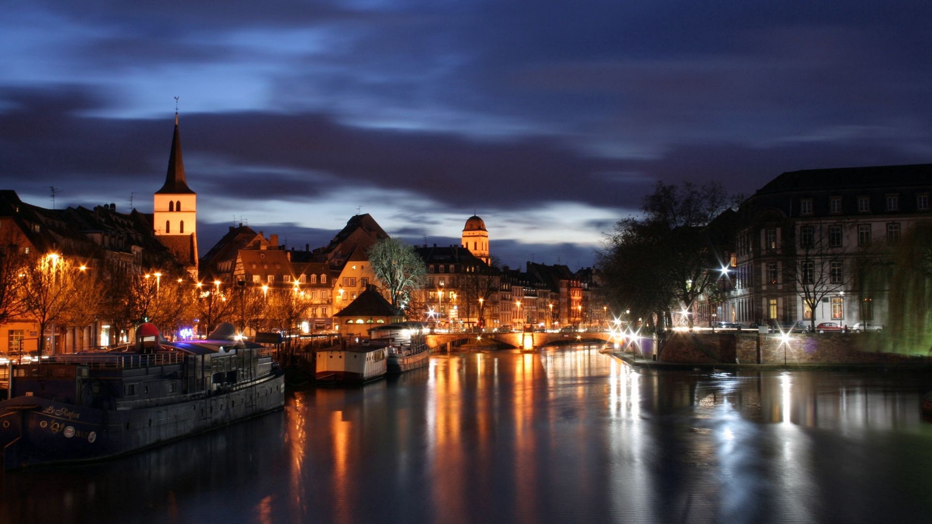 Téléchargez des papiers peints mobile Villes, Imeuble, Strasbourg, Bâtiment, Nuit, Rivières, France gratuitement.