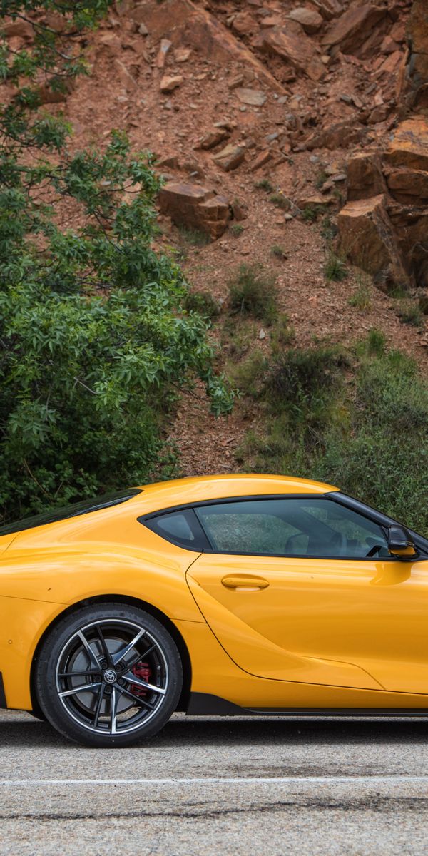 Toyota gr Supra 2020 Yellow