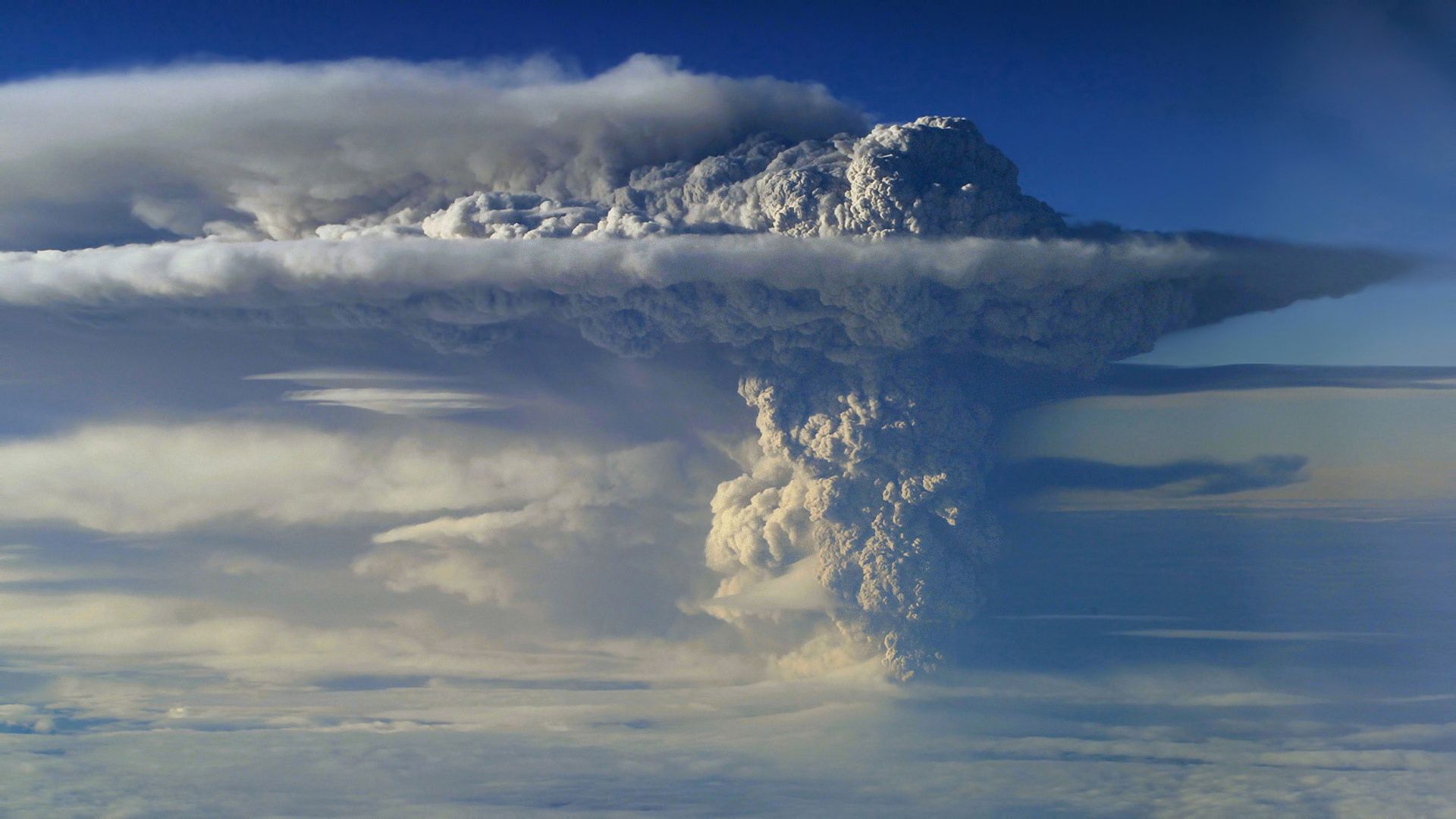 Mobile wallpaper clouds, smoke, volcano, nature, sky, height, pillar, post, eruption