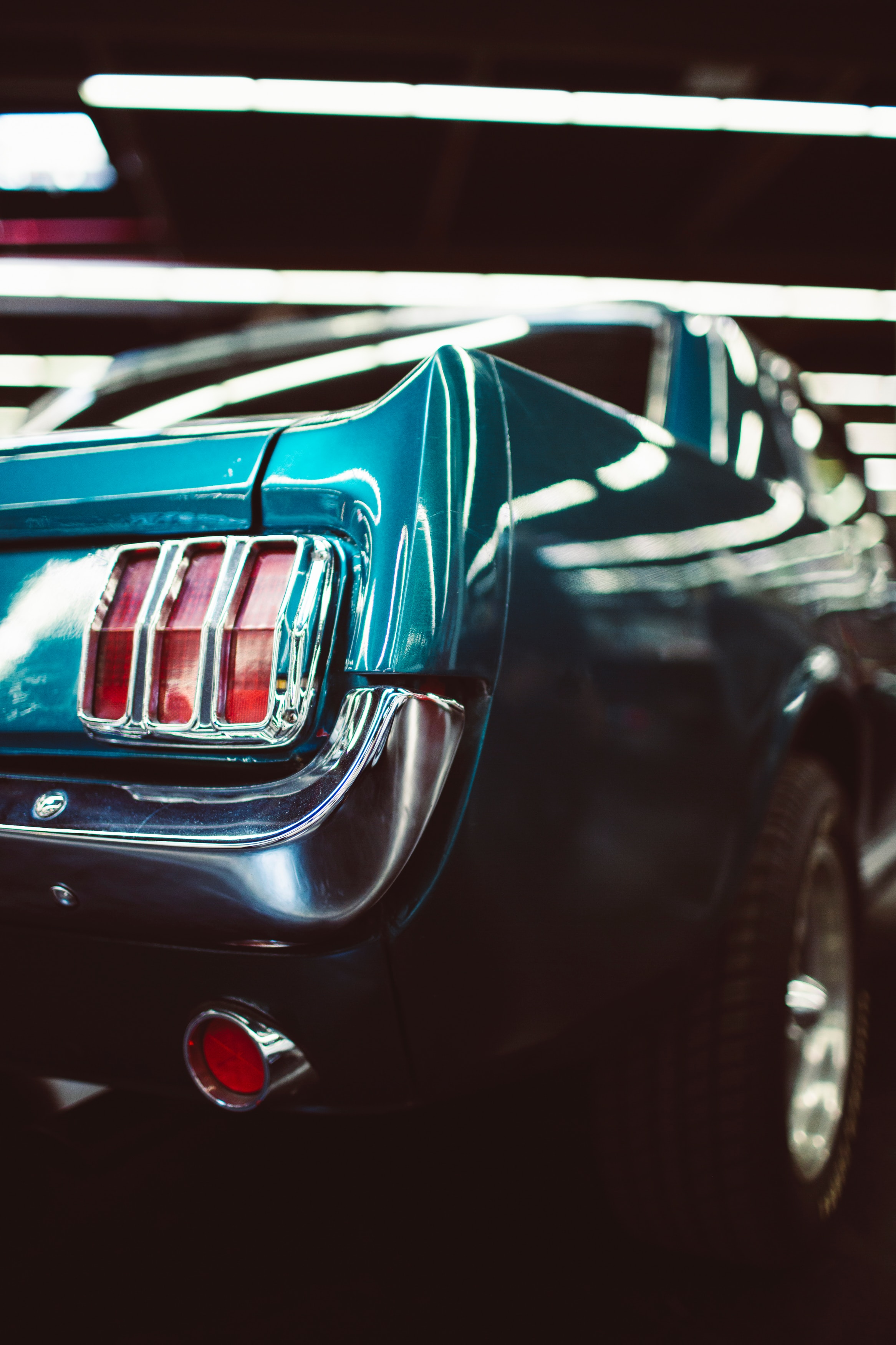 Download mobile wallpaper Old, Machine, Back View, Rear View, Cars, Car, Vintage for free.