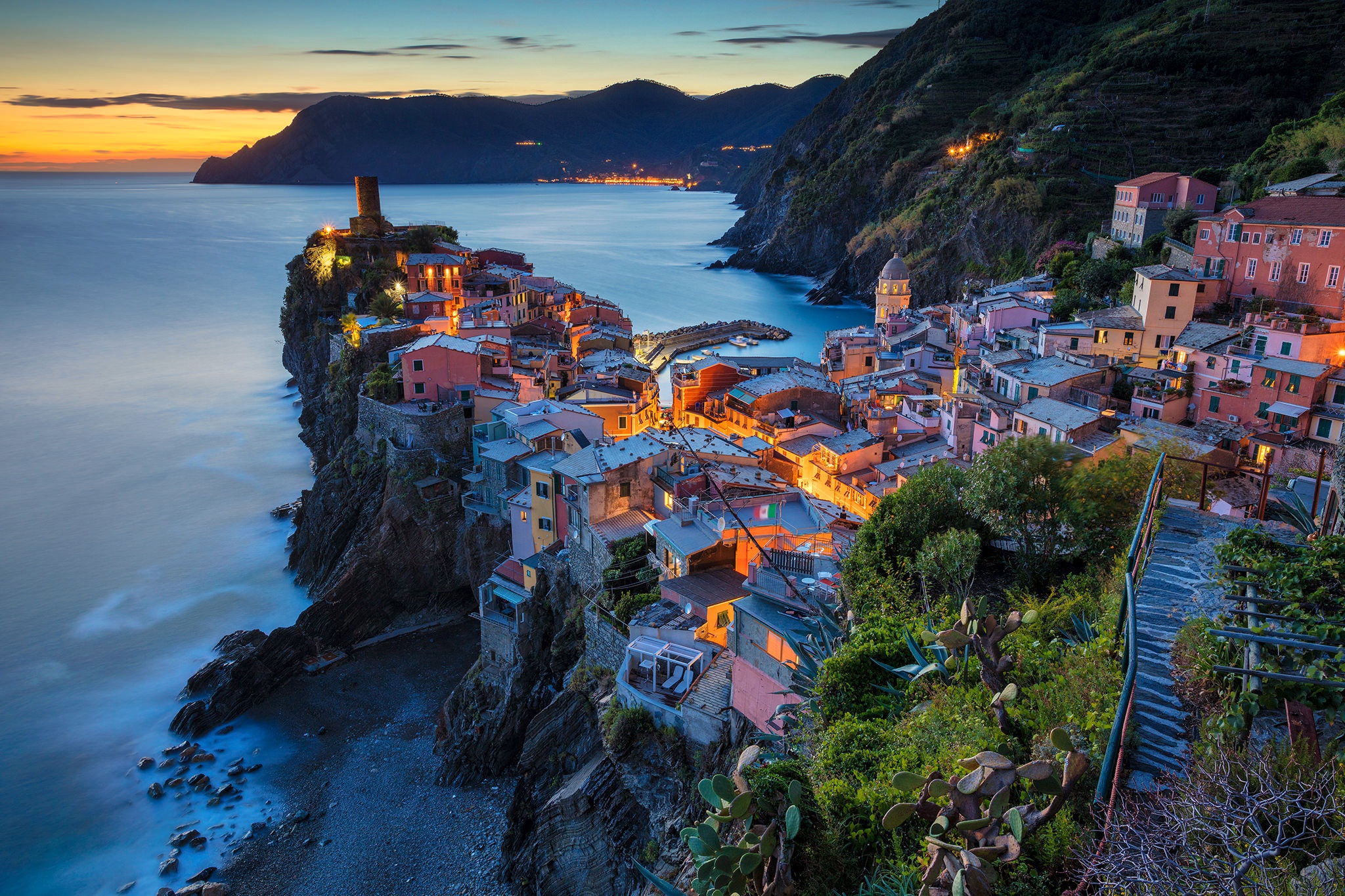 Full HD man made, vernazza, cinque terre, house, italy, night, village, towns