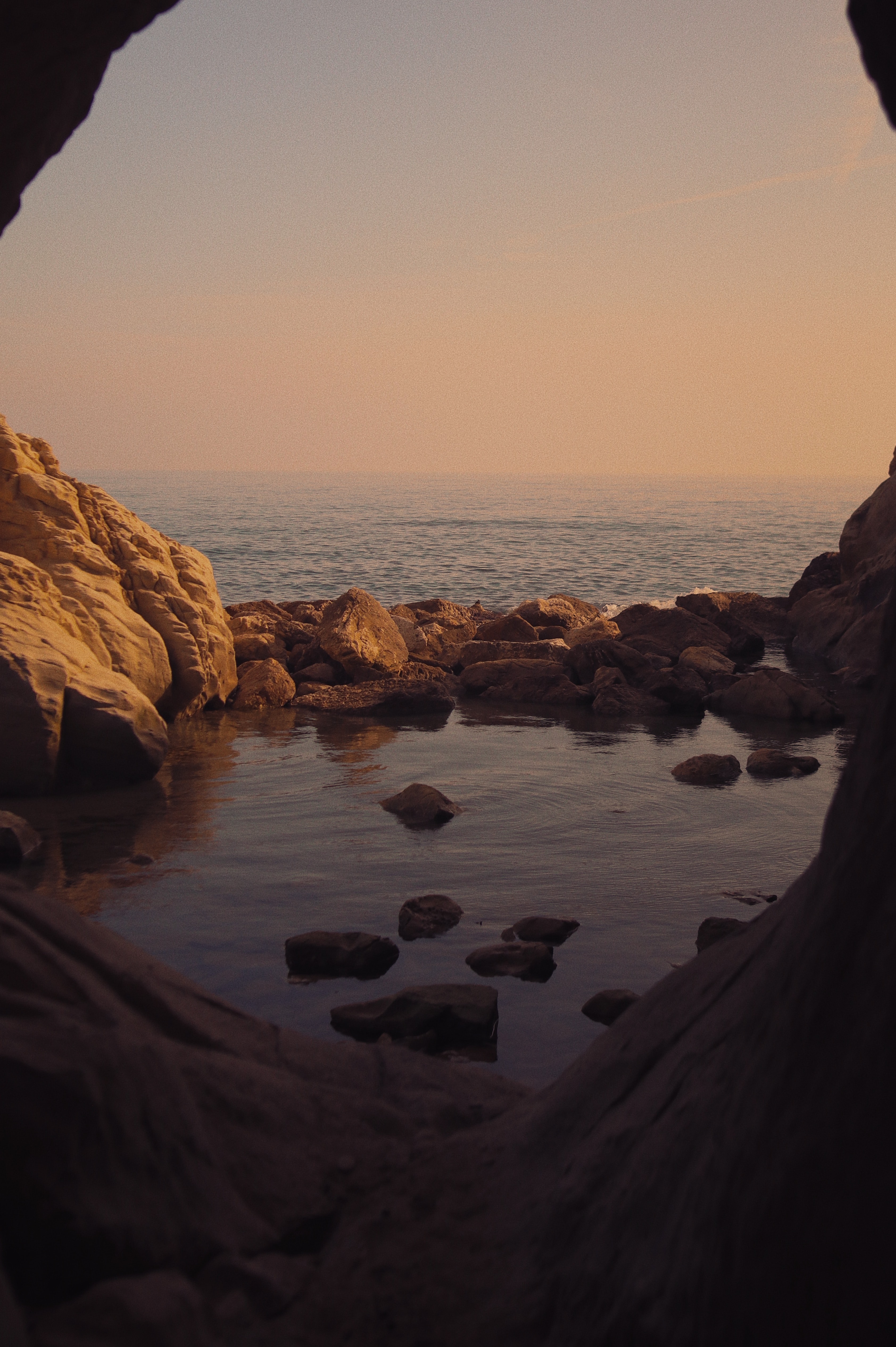 bay, nature, stones, sea, rocks, horizon HD wallpaper