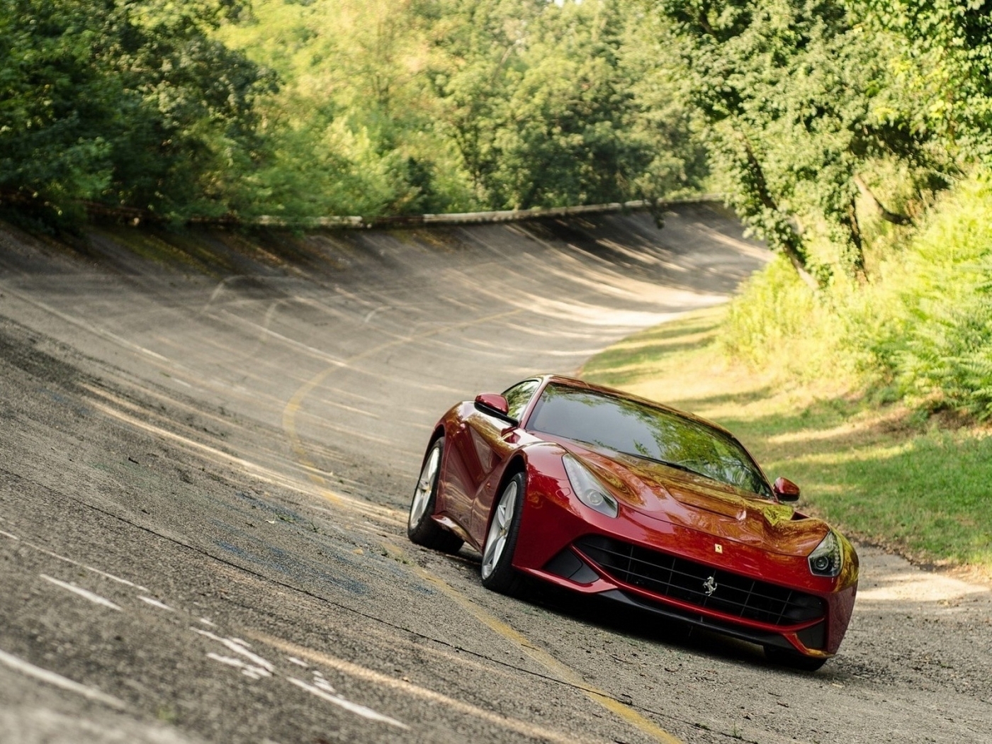 Handy-Wallpaper Transport, Roads, Auto, Ferrari kostenlos herunterladen.
