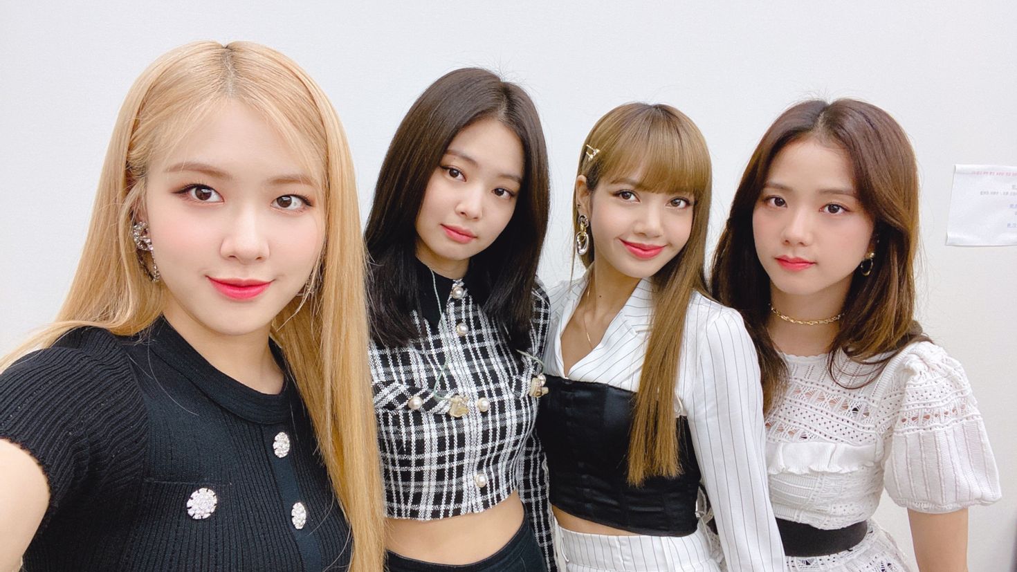 Участницы blackpink