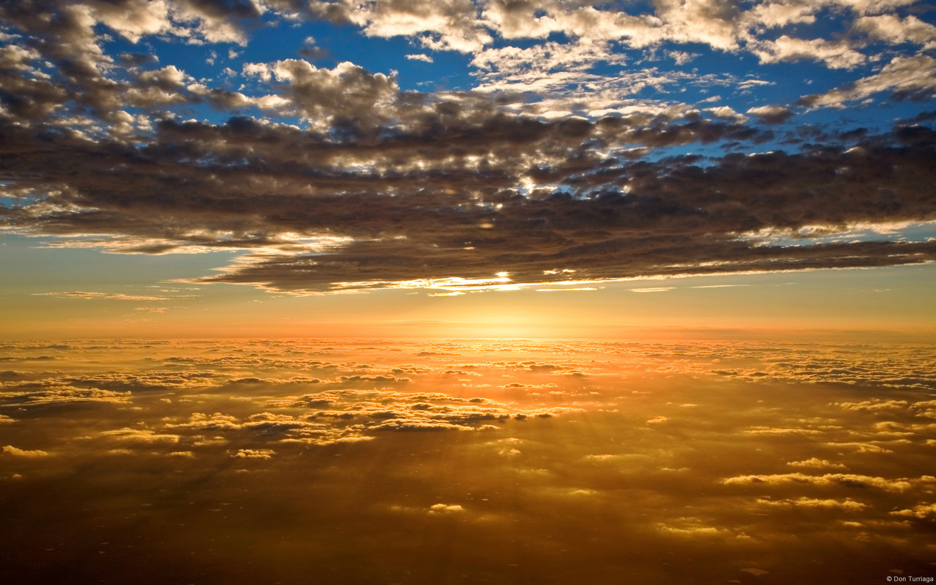 Download mobile wallpaper Clouds, Sky, Sunset, Landscape for free.