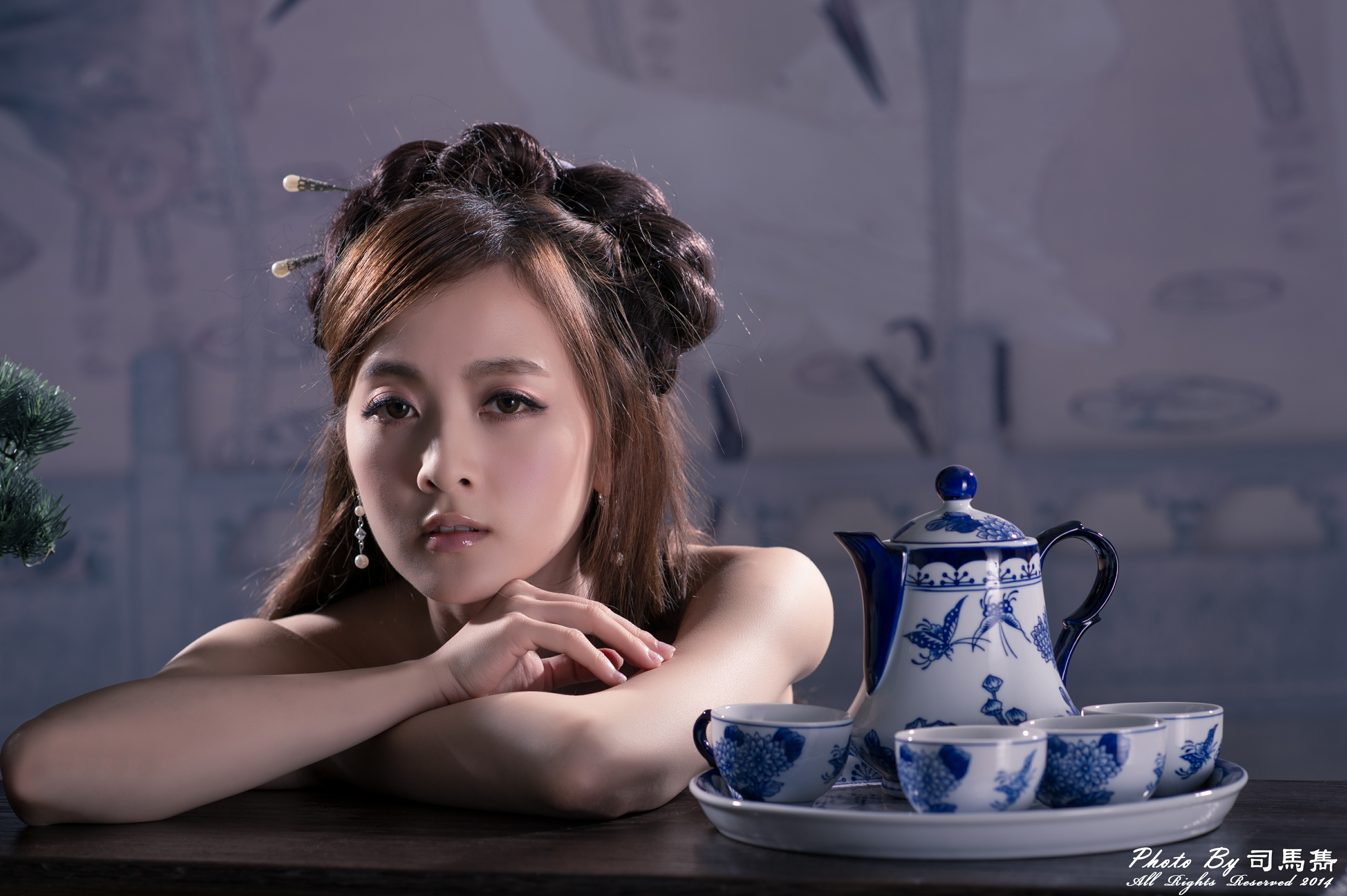 686043 baixar imagens mulheres, mikako zhang kaijie, asiática, china, chinês, grampo, penteado, taiwanês, jogo de chá - papéis de parede e protetores de tela gratuitamente