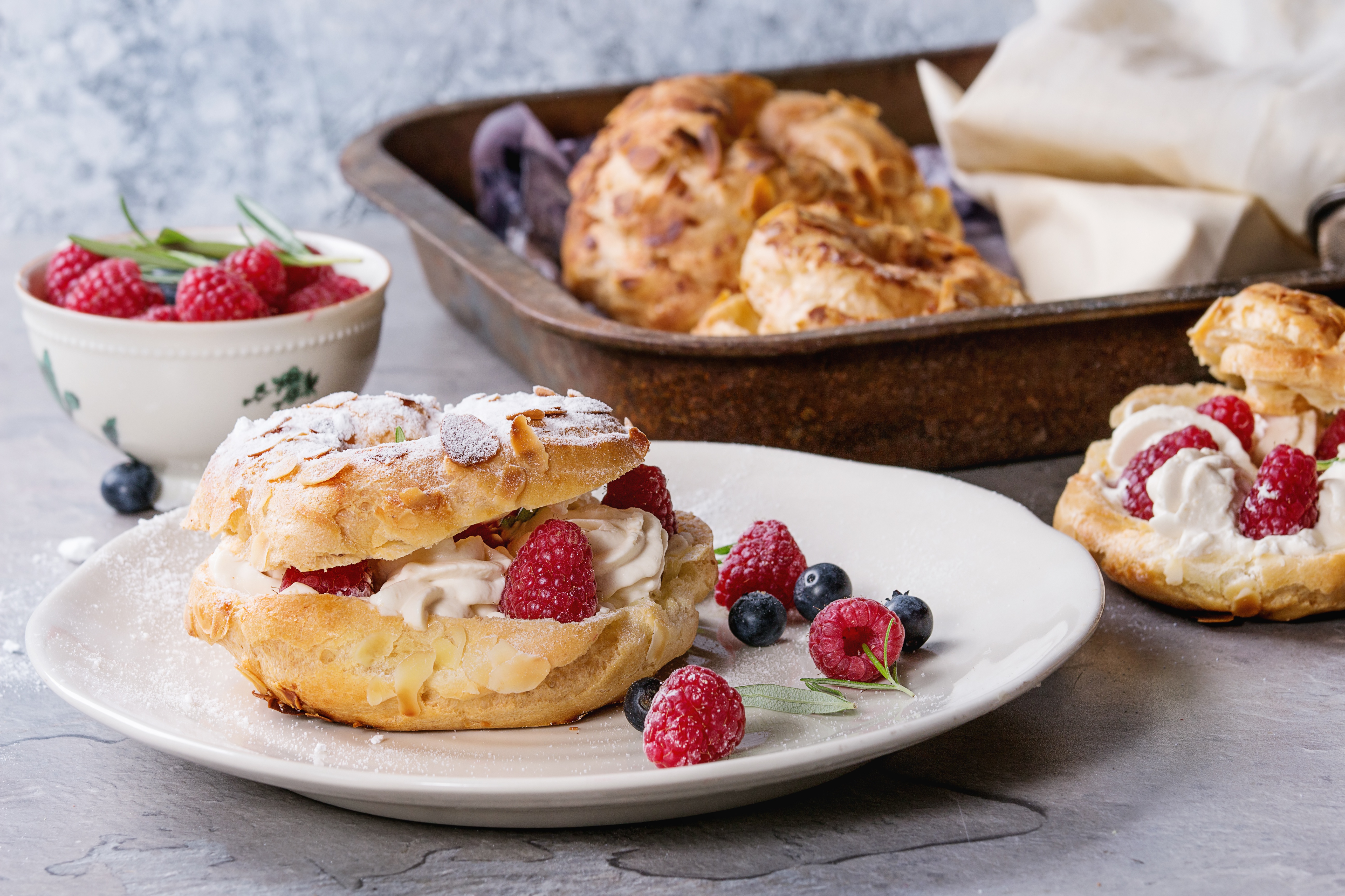 Le Paris Brest десерт