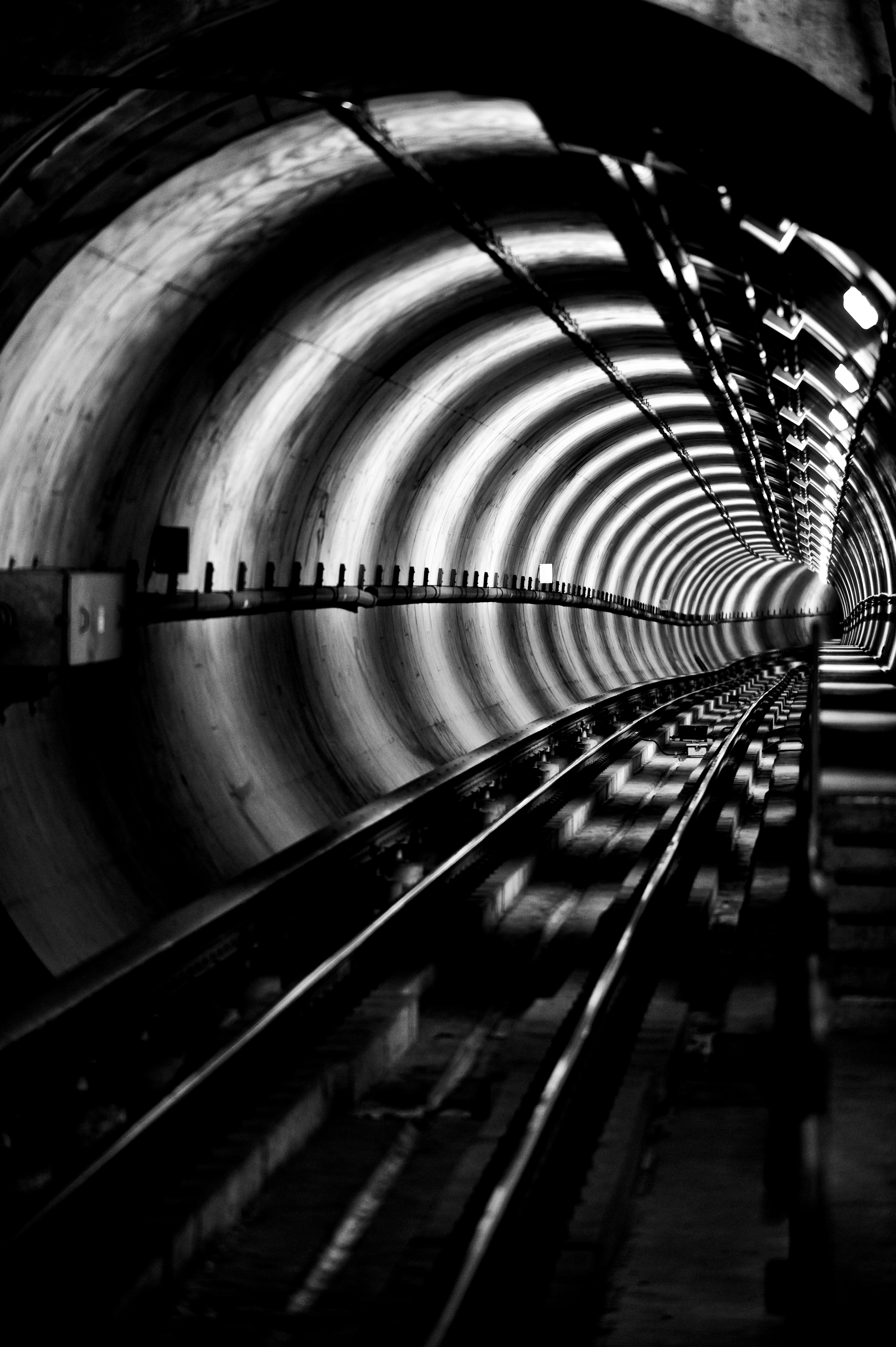 bw, subway, miscellanea, miscellaneous, tunnel, underground, rails, metro Smartphone Background
