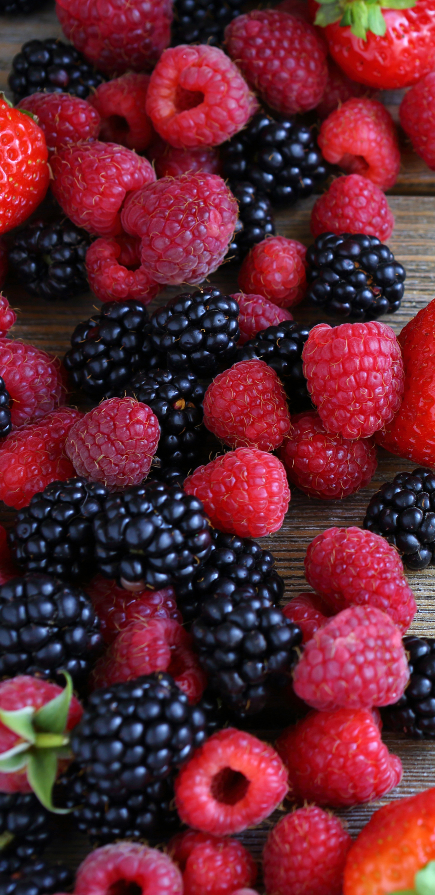 1323167 免費下載壁紙 食物, 浆果, 覆盆子, 树莓, 草莓, 黑莓 屏保和圖片