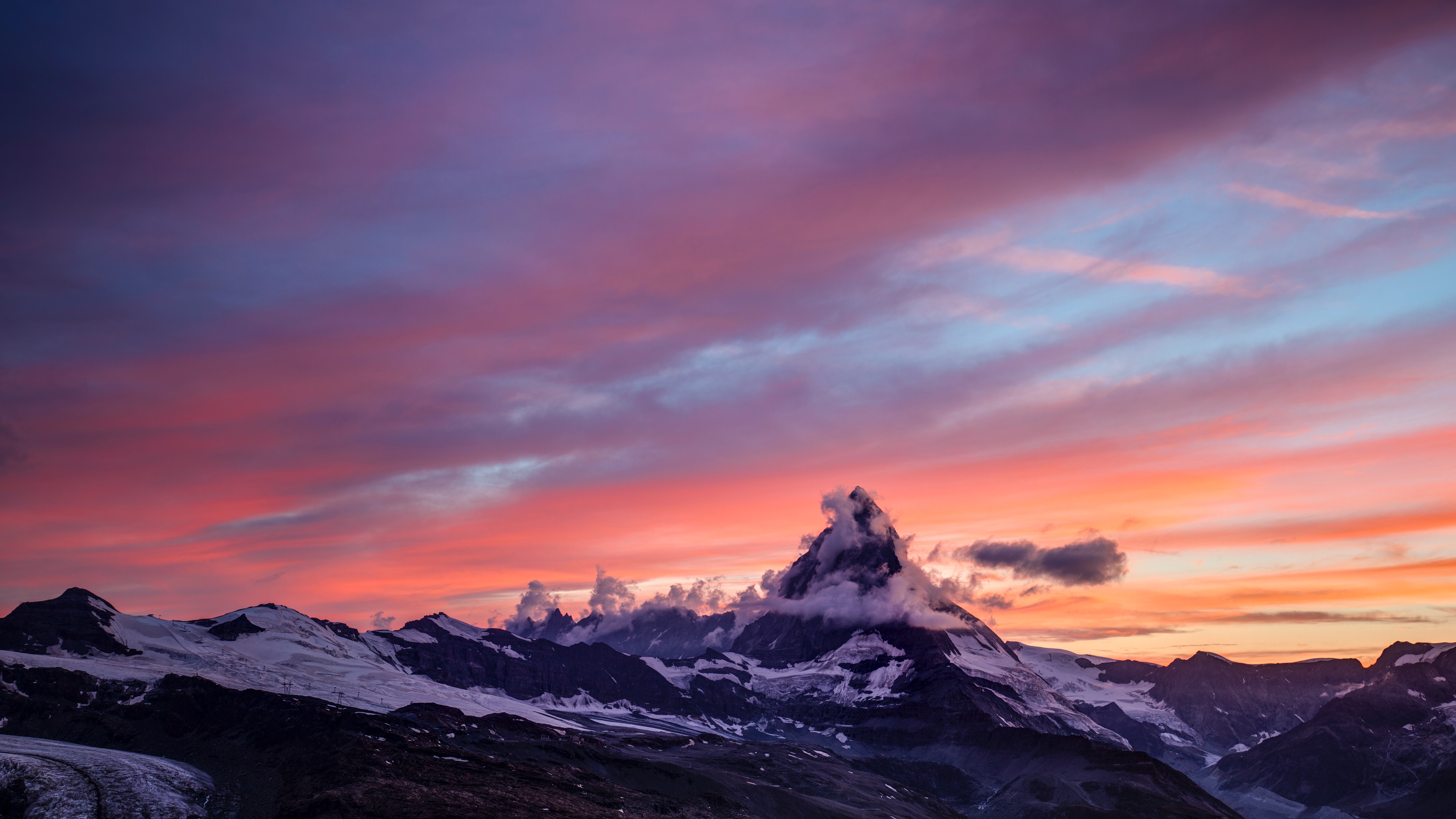 Handy-Wallpaper Natur, Berg, Gipfel, Höhepunkt, Schneebedeckt, Snowbound, Sunset, Zermatt, Clouds, Schweiz kostenlos herunterladen.