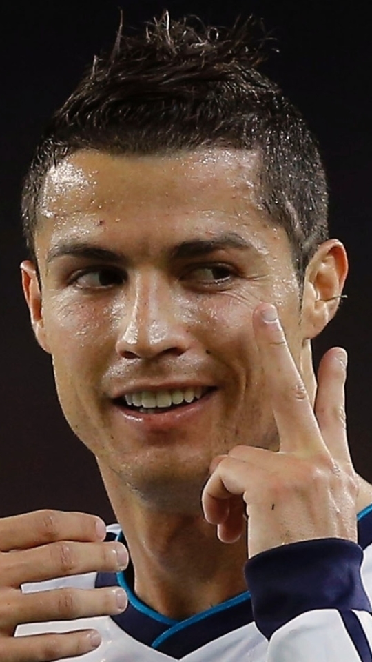 1116476 Bildschirmschoner und Hintergrundbilder Cristiano Ronaldo auf Ihrem Telefon. Laden Sie  Bilder kostenlos herunter